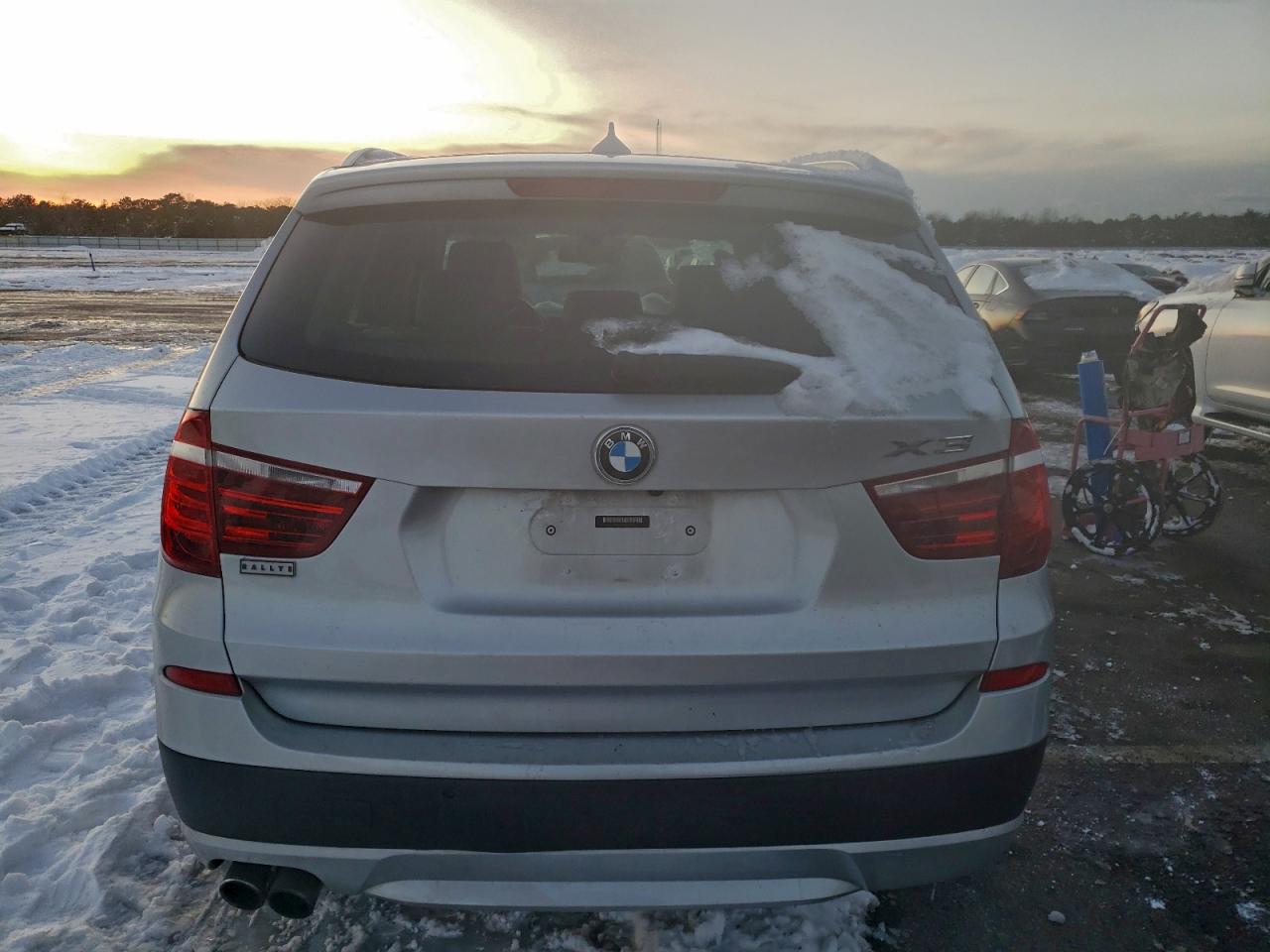 2014 Bmw X3 Xdrive28i Silver vin: 5UXWX9C51E0D37562