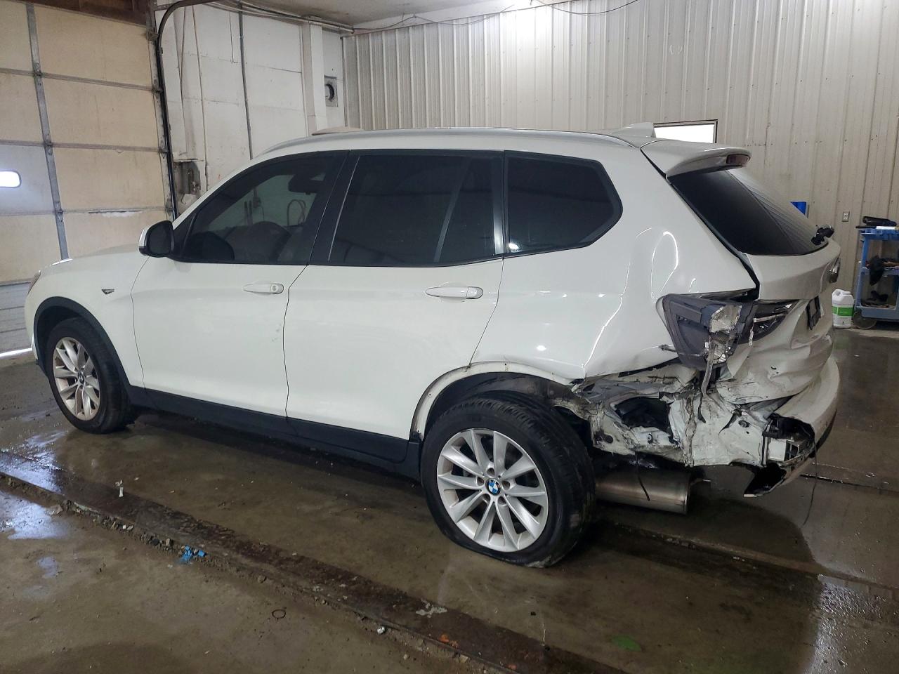 2015 Bmw X3 Xdrive28i White vin: 5UXWX9C51F0D46327