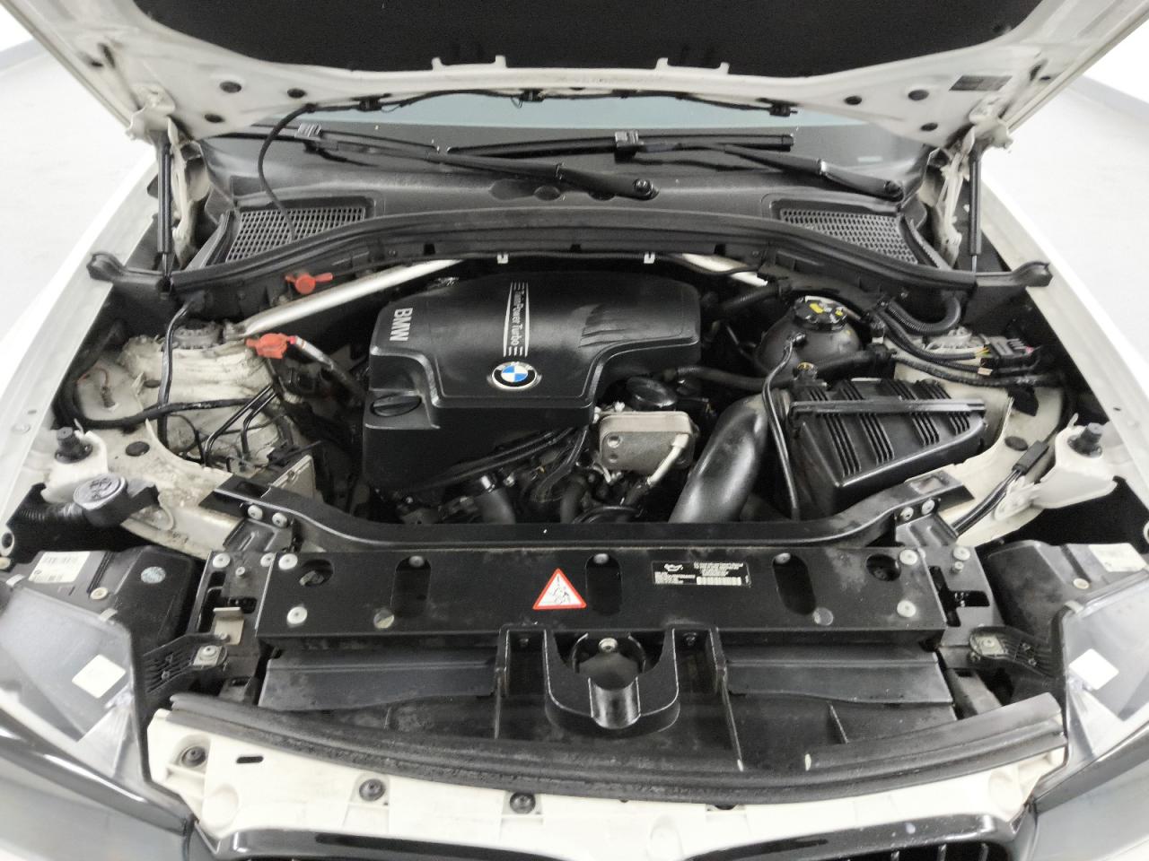 2015 Bmw X3 Xdrive28i White vin: 5UXWX9C51F0D46456 Damage: Fluid Level Coolant, Low Fluid, Unacceptable