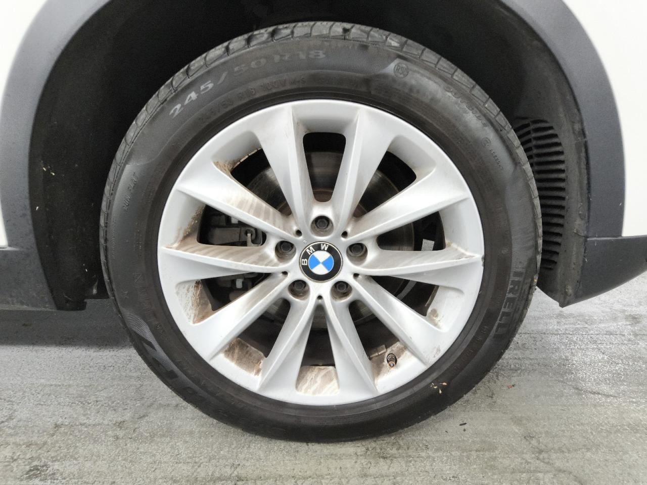 2015 Bmw X3 Xdrive28i White vin: 5UXWX9C51F0D46456 Damage: Right Front Wheel, Curb Rash, 1 To 2 Inches