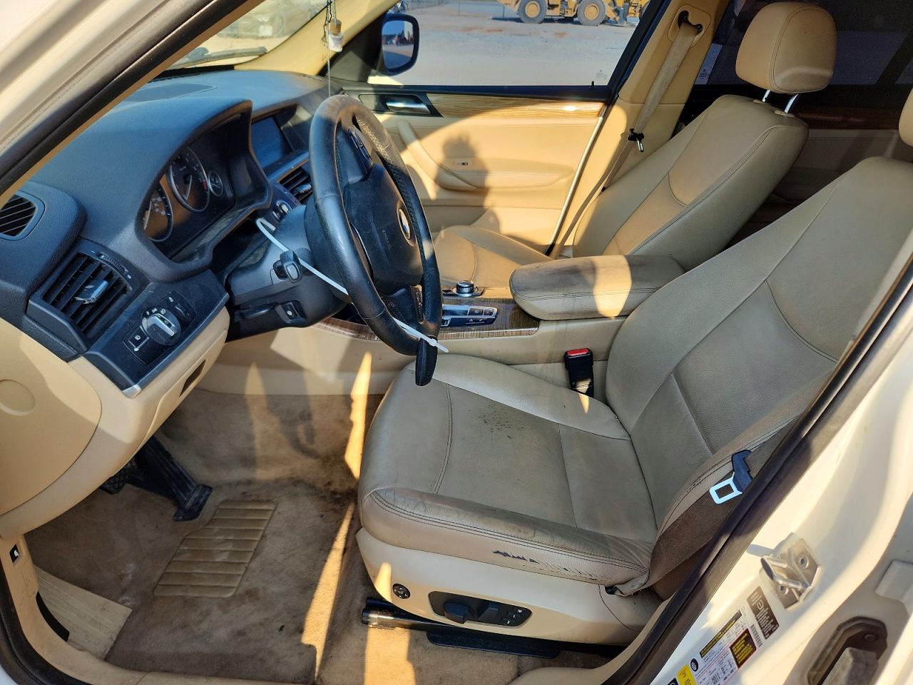 2013 Bmw X3 Xdrive28i Белый vin: 5UXWX9C52D0A30447