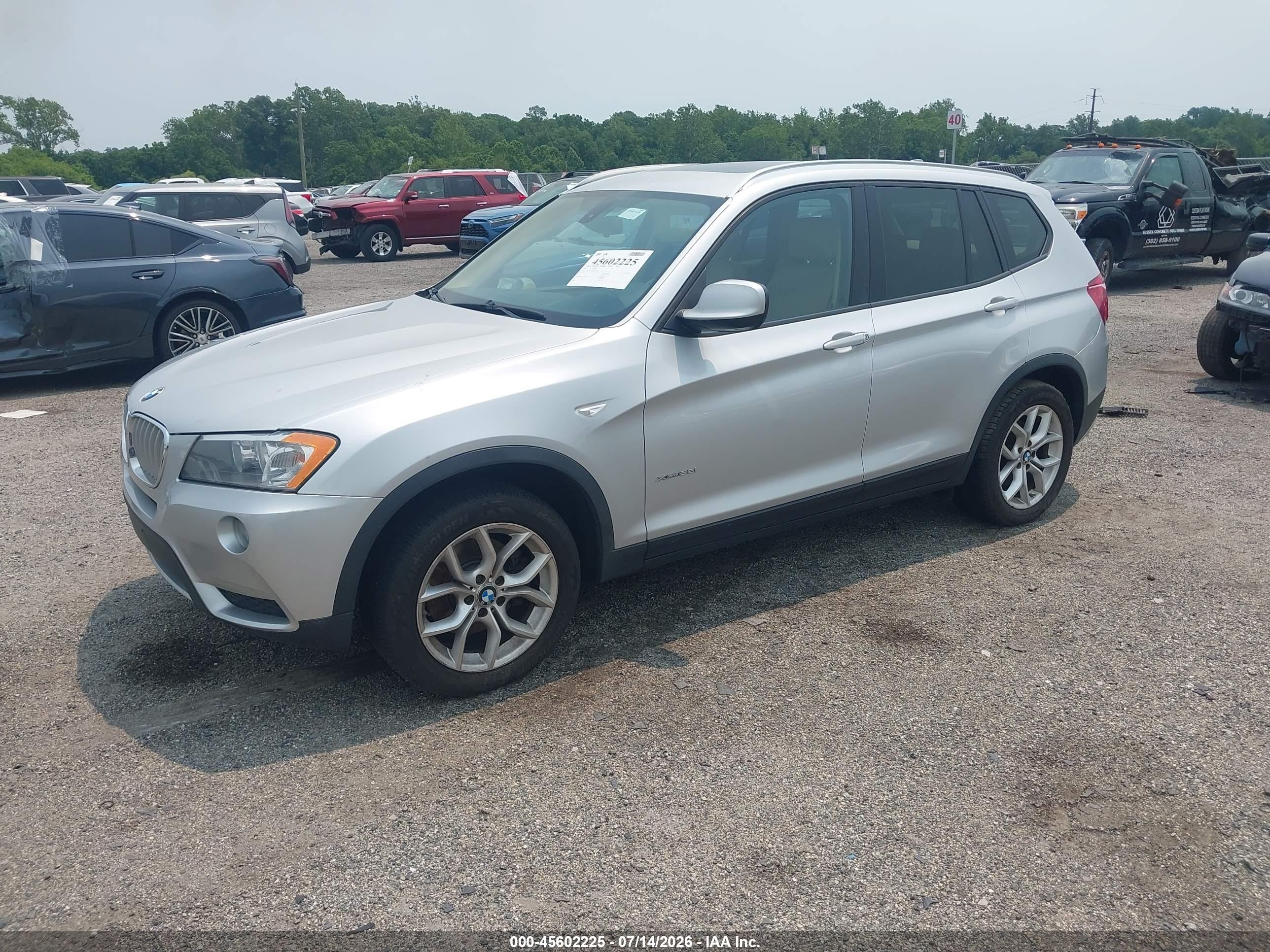2013 Bmw X3 Xdrive28i Silver vin: 5UXWX9C52D0D00468