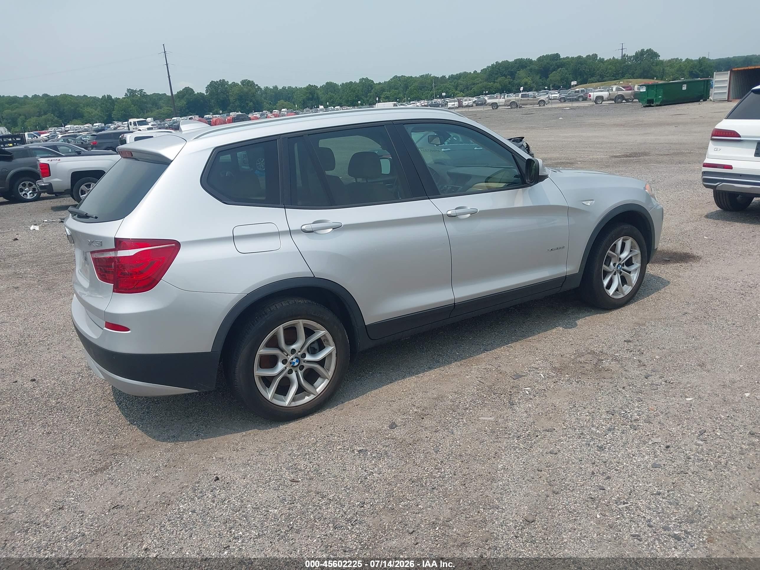 2013 Bmw X3 Xdrive28i Silver vin: 5UXWX9C52D0D00468