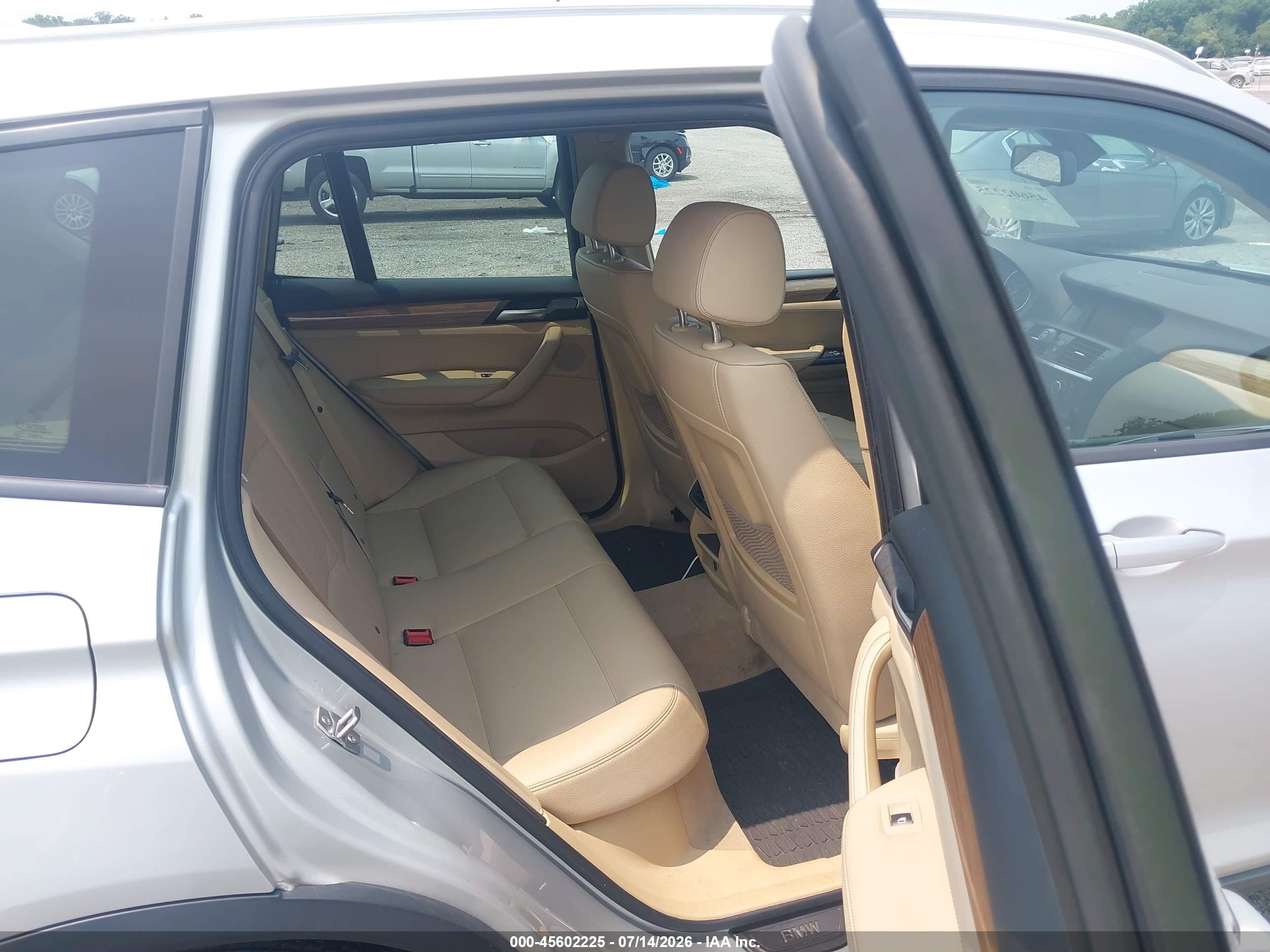 2013 Bmw X3 Xdrive28i Silver vin: 5UXWX9C52D0D00468