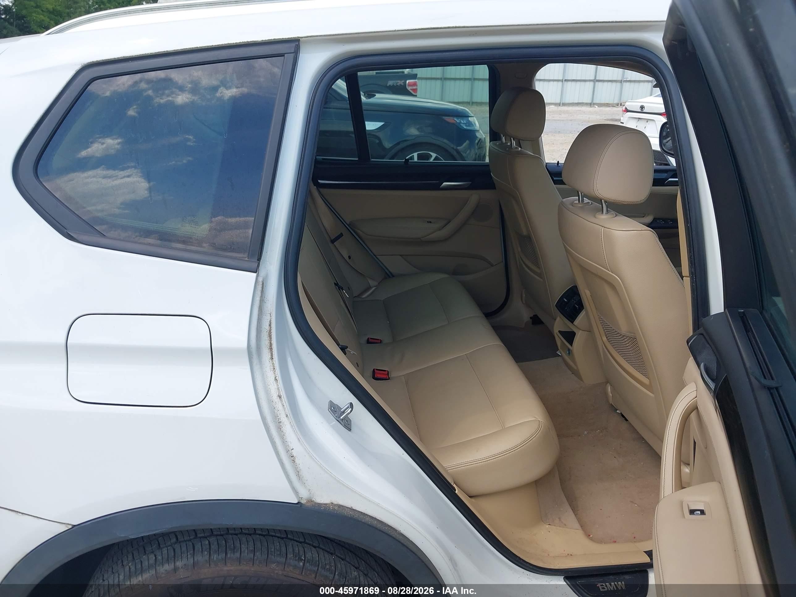 2013 Bmw X3 Xdrive28i White vin: 5UXWX9C52D0D01930
