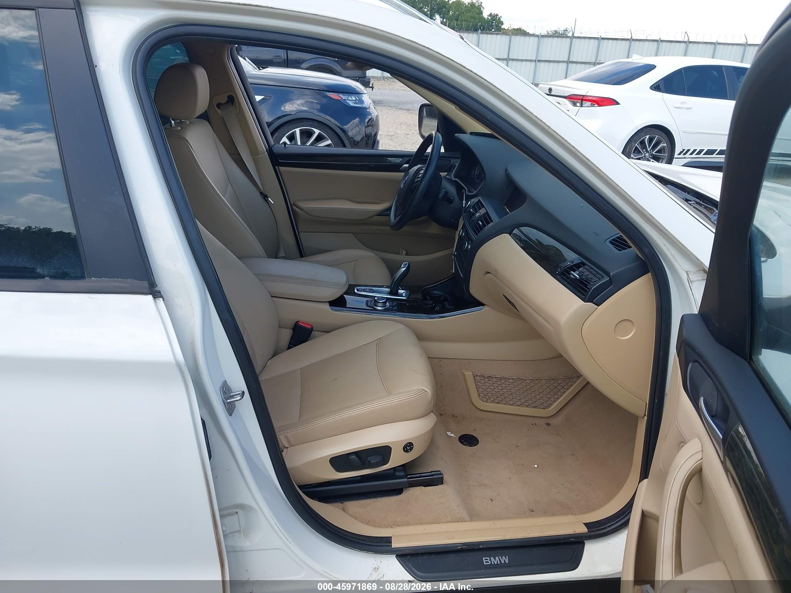 2013 Bmw X3 Xdrive28i White vin: 5UXWX9C52D0D01930