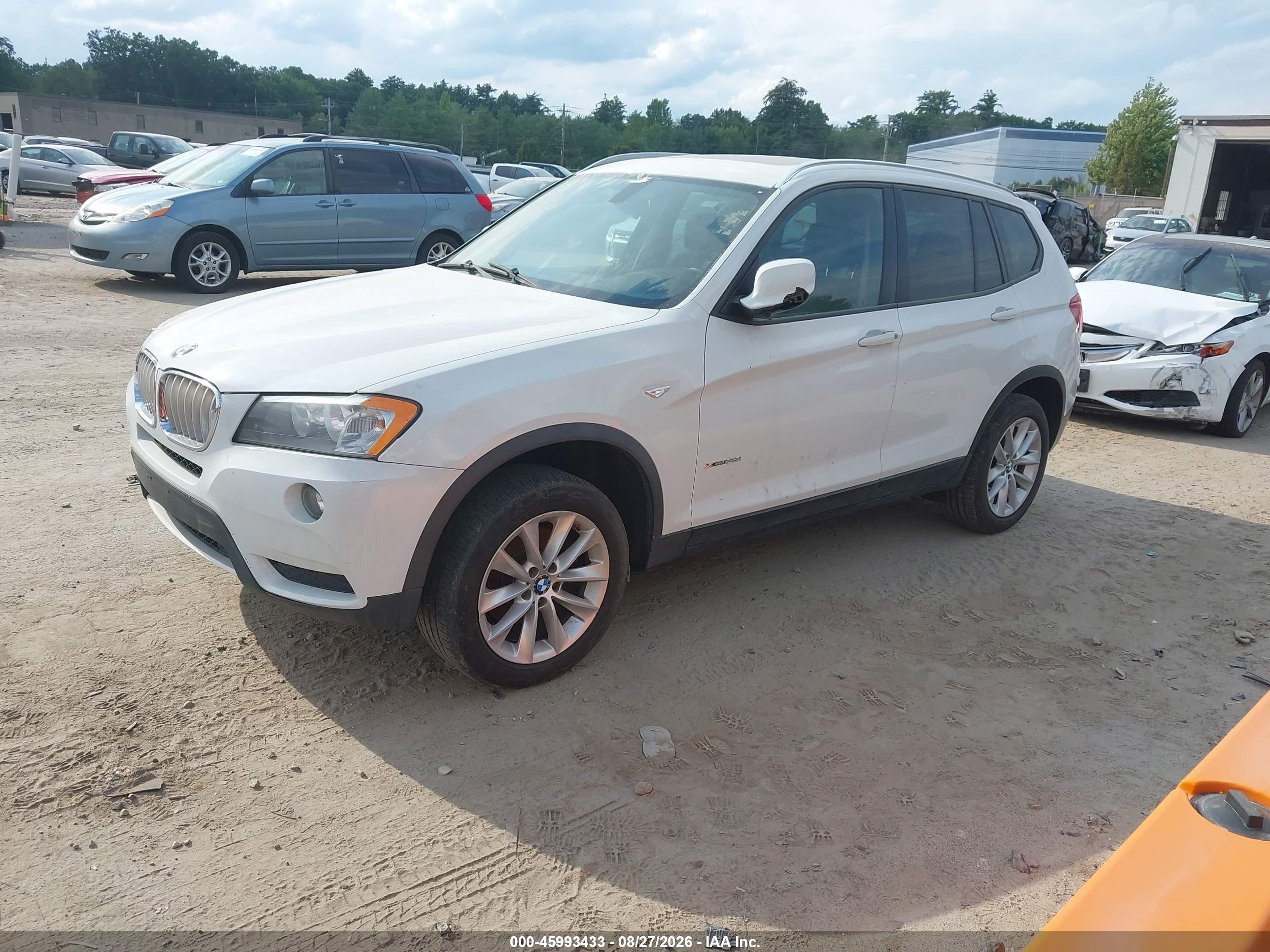 2013 Bmw X3 Xdrive28i White vin: 5UXWX9C52D0D03029