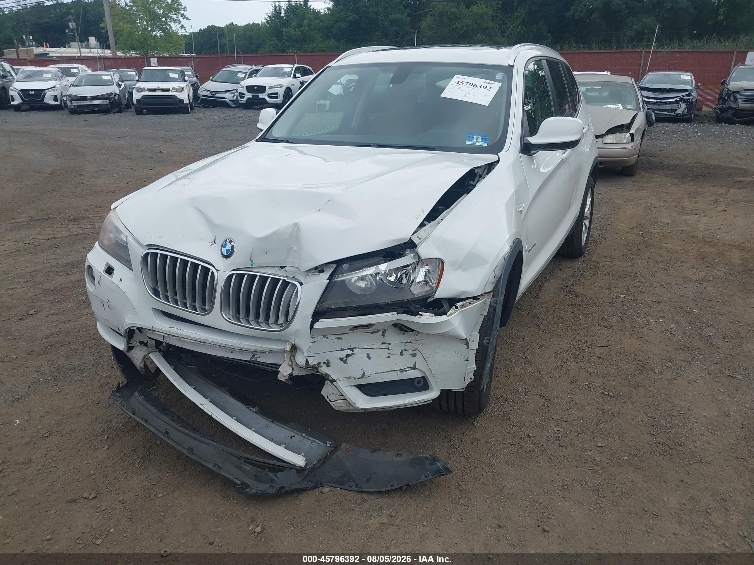 2014 Bmw X3 Xdrive28i White vin: 5UXWX9C52E0D23475