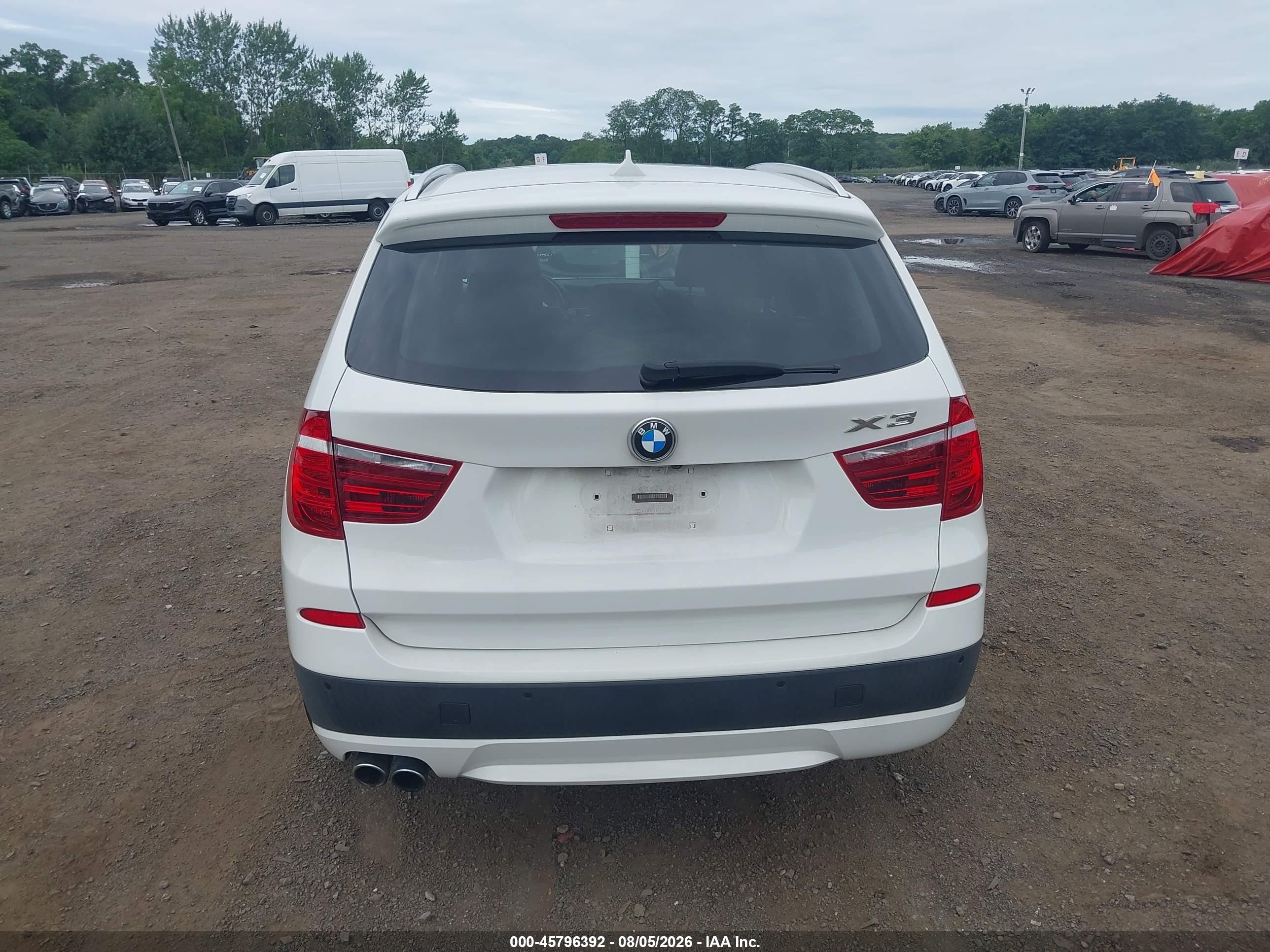 2014 Bmw X3 Xdrive28i White vin: 5UXWX9C52E0D23475