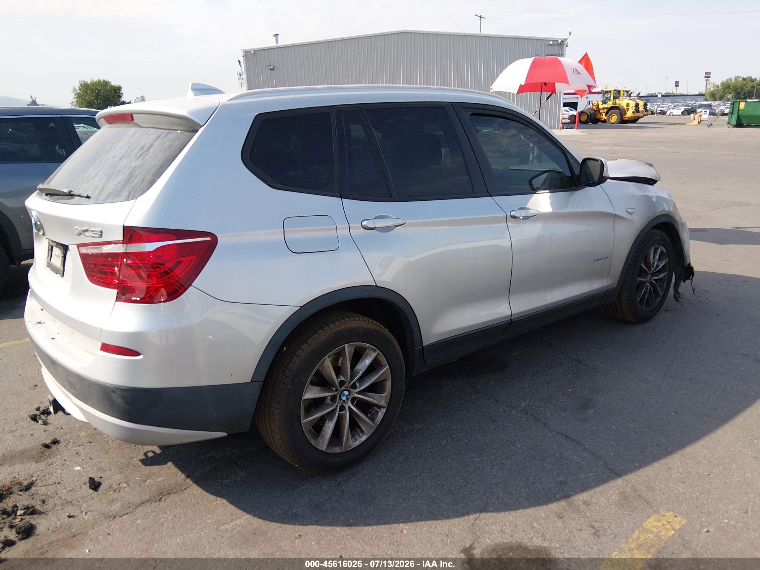 2014 Bmw X3 Xdrive28i Серебряный vin: 5UXWX9C52E0D29471