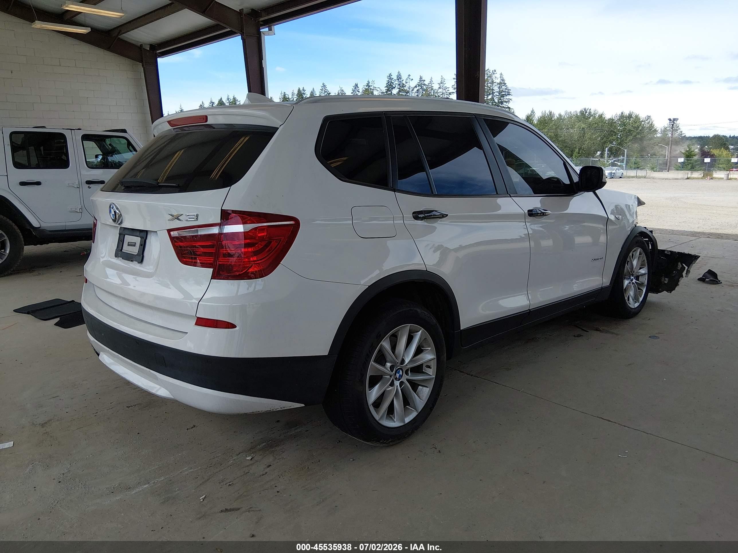 2014 Bmw X3 Xdrive28i White vin: 5UXWX9C52E0D43516