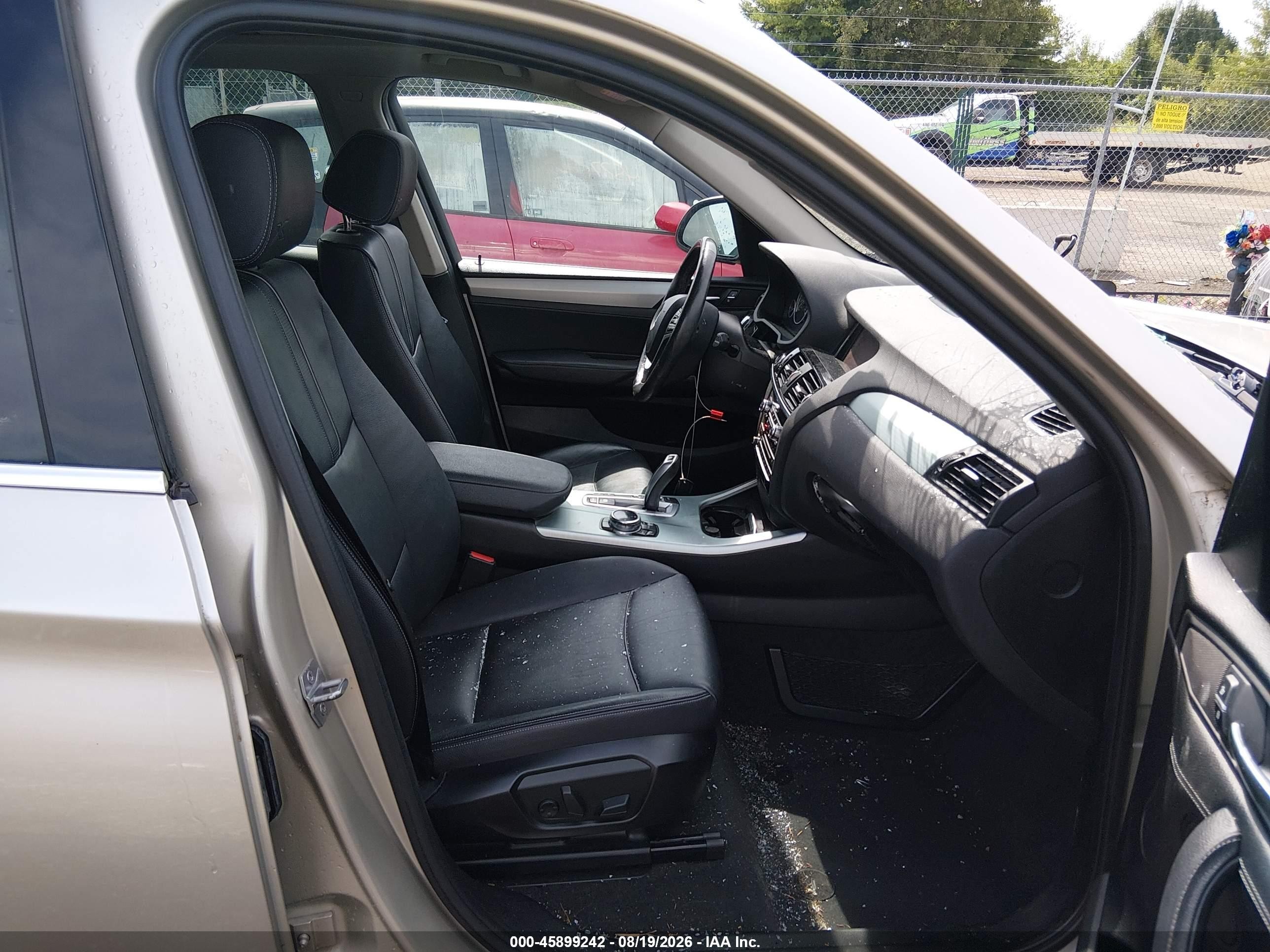 2015 Bmw X3 Xdrive28i Золотой vin: 5UXWX9C52F0D45364