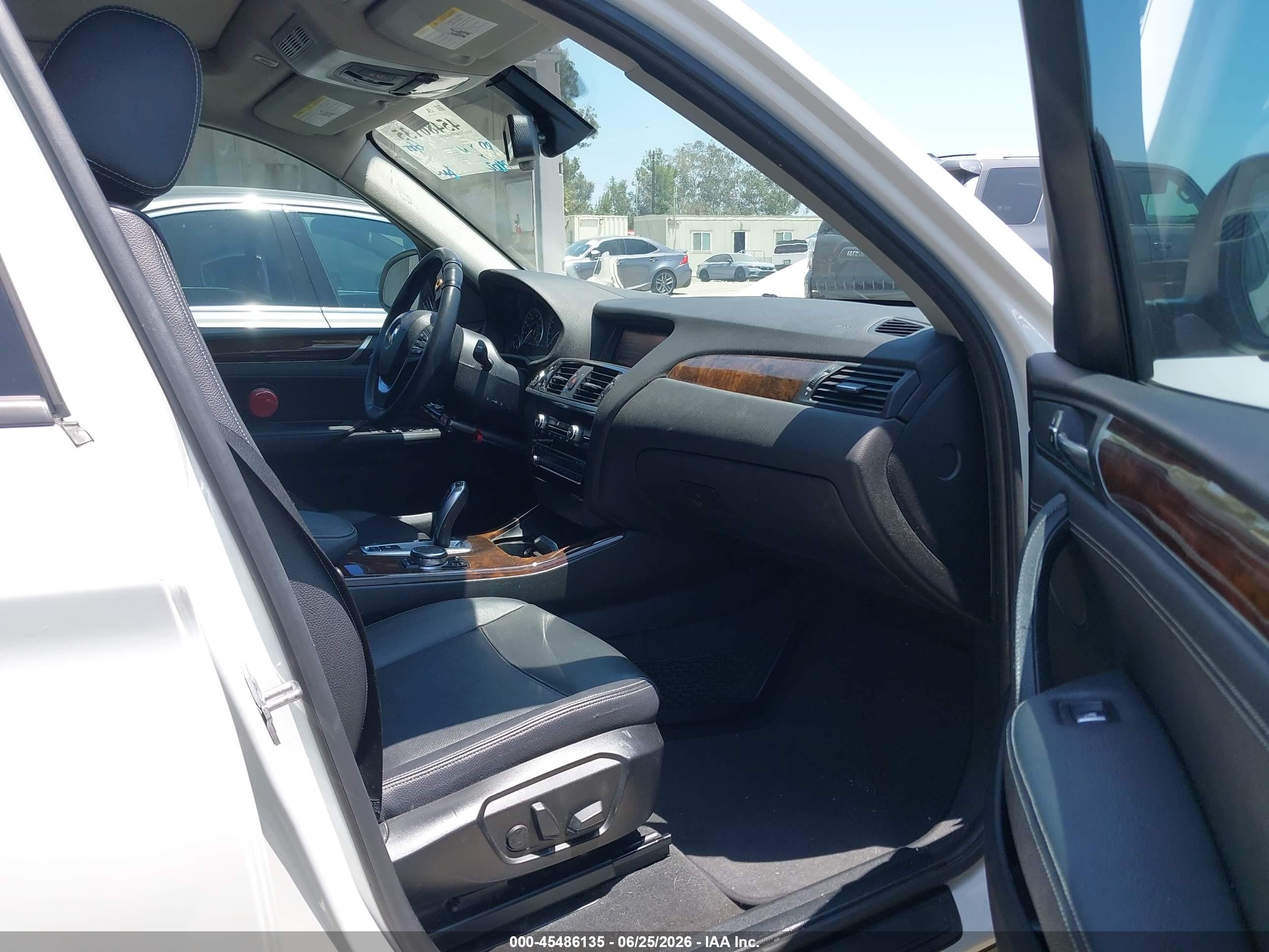 2015 Bmw X3 Xdrive28i White vin: 5UXWX9C52F0D60933