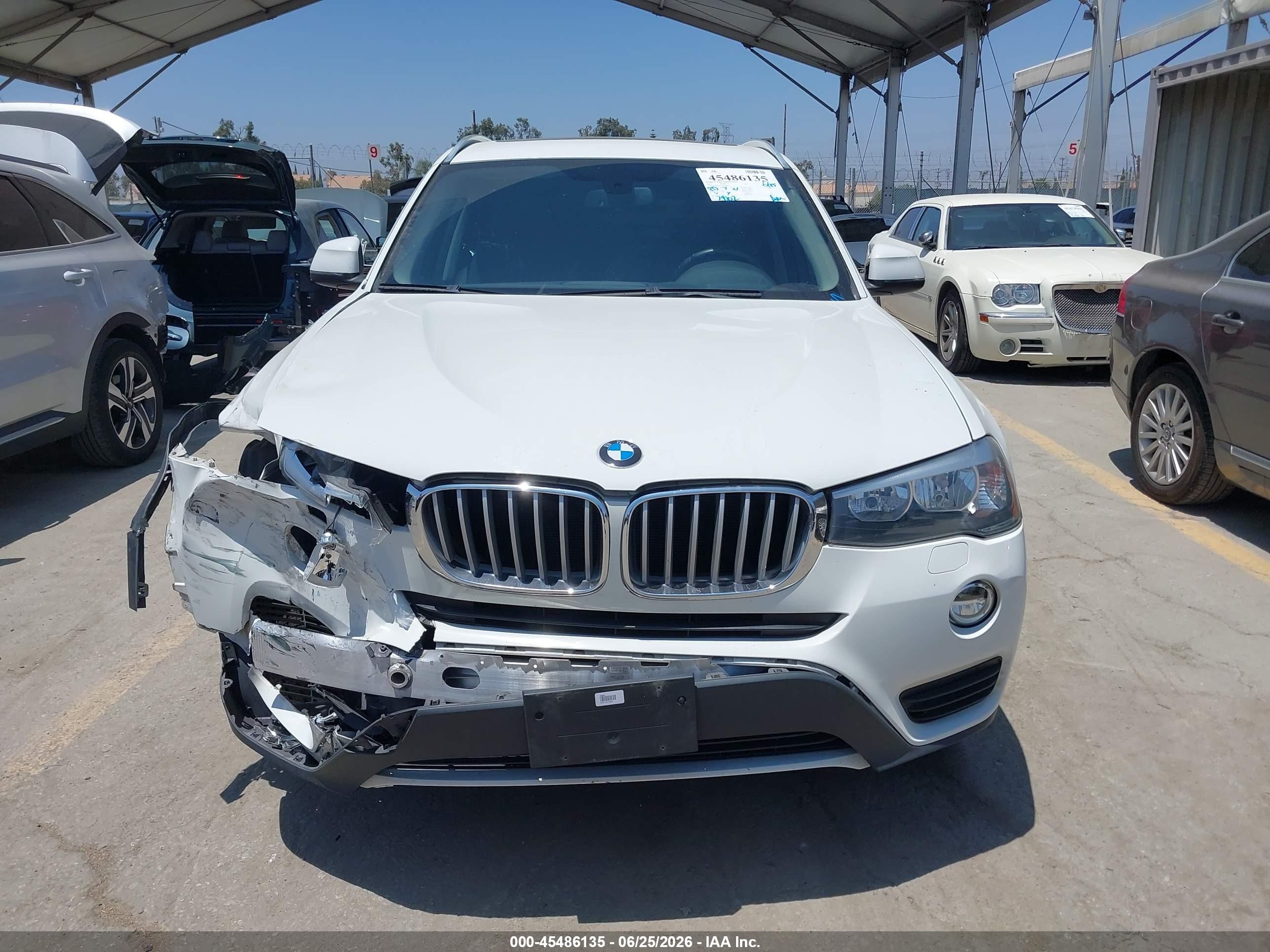 2015 Bmw X3 Xdrive28i White vin: 5UXWX9C52F0D60933