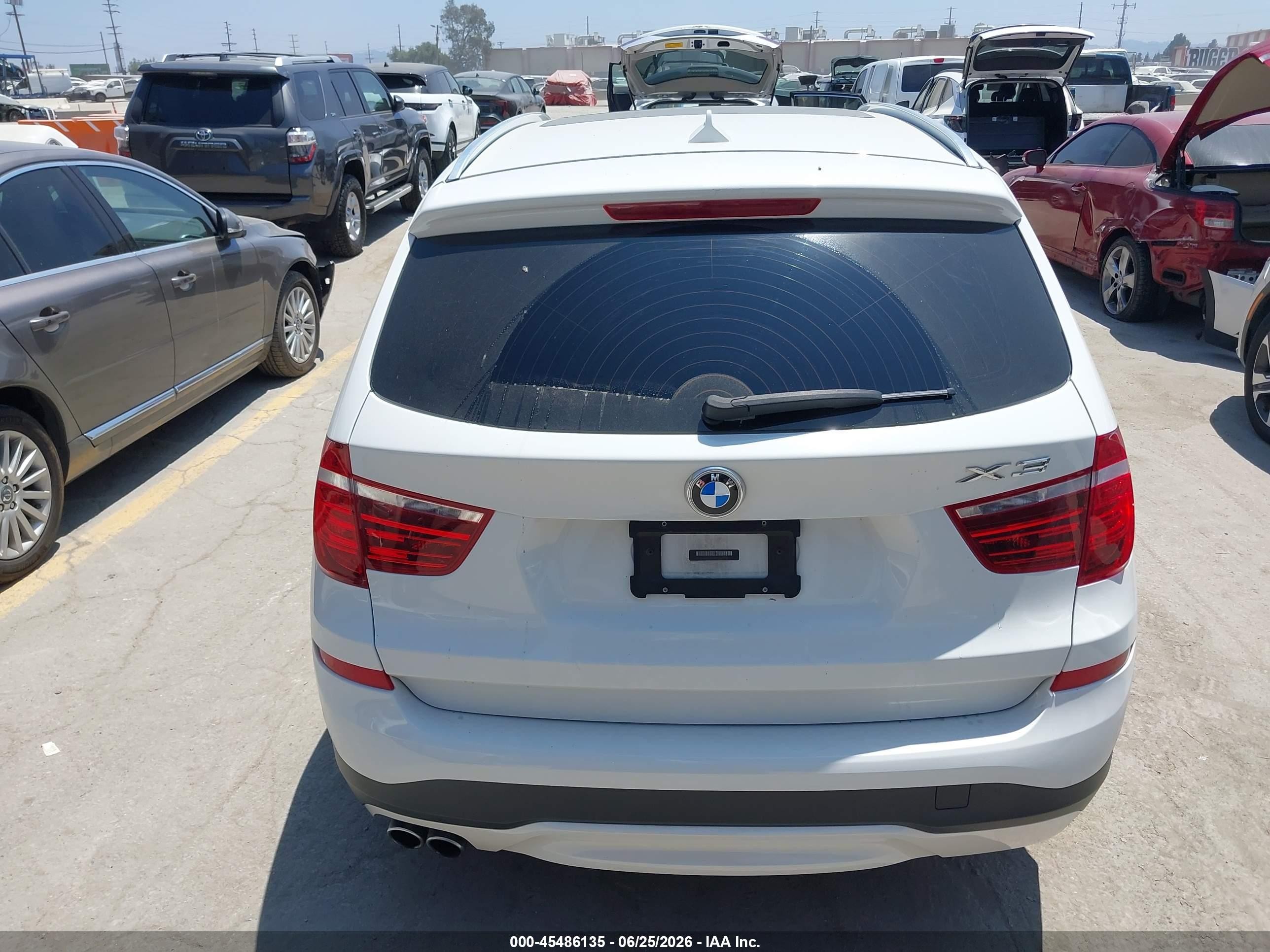 2015 Bmw X3 Xdrive28i White vin: 5UXWX9C52F0D60933