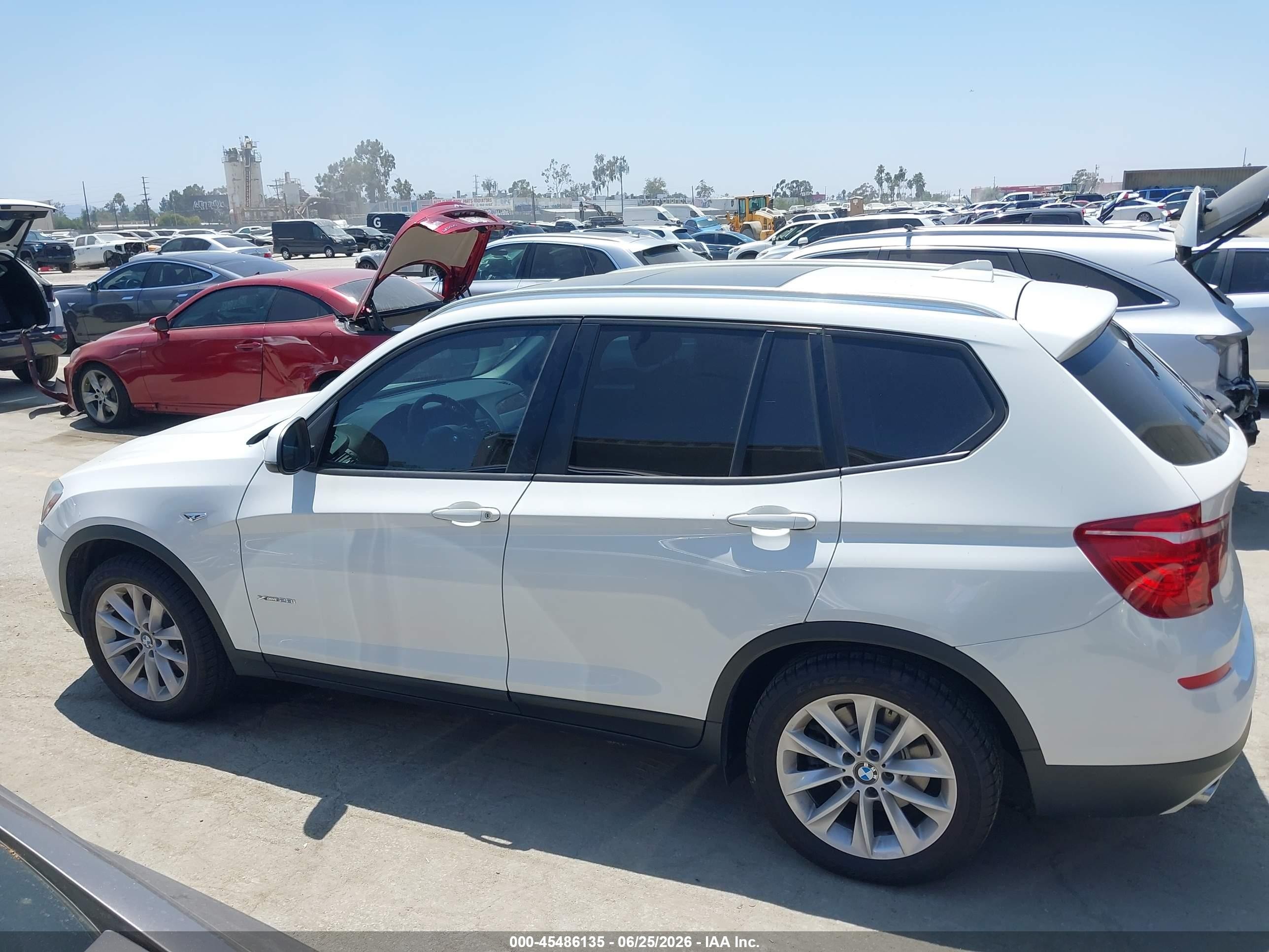 2015 Bmw X3 Xdrive28i White vin: 5UXWX9C52F0D60933