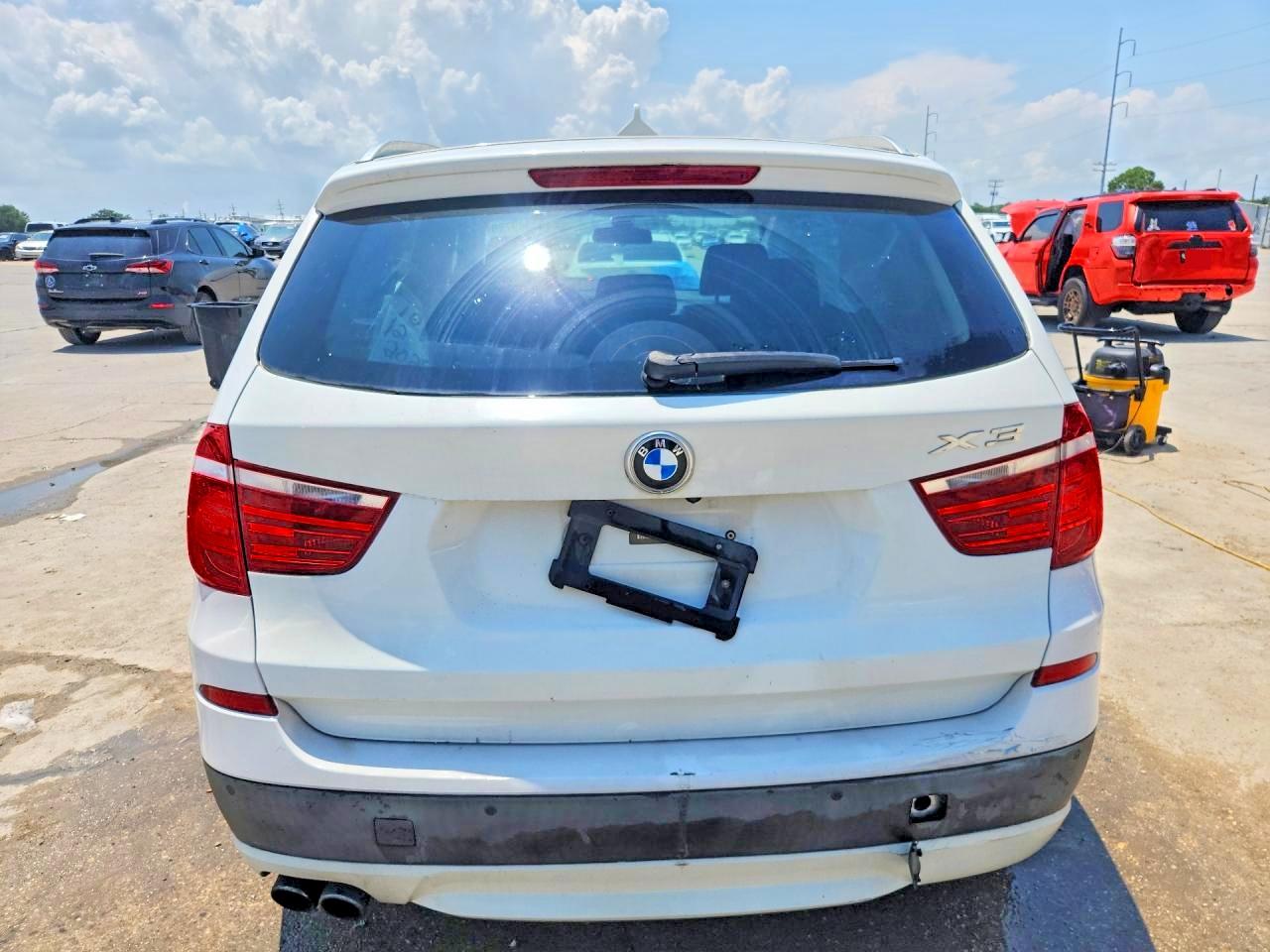 2013 Bmw X3 Xdrive28i White vin: 5UXWX9C53D0A21935