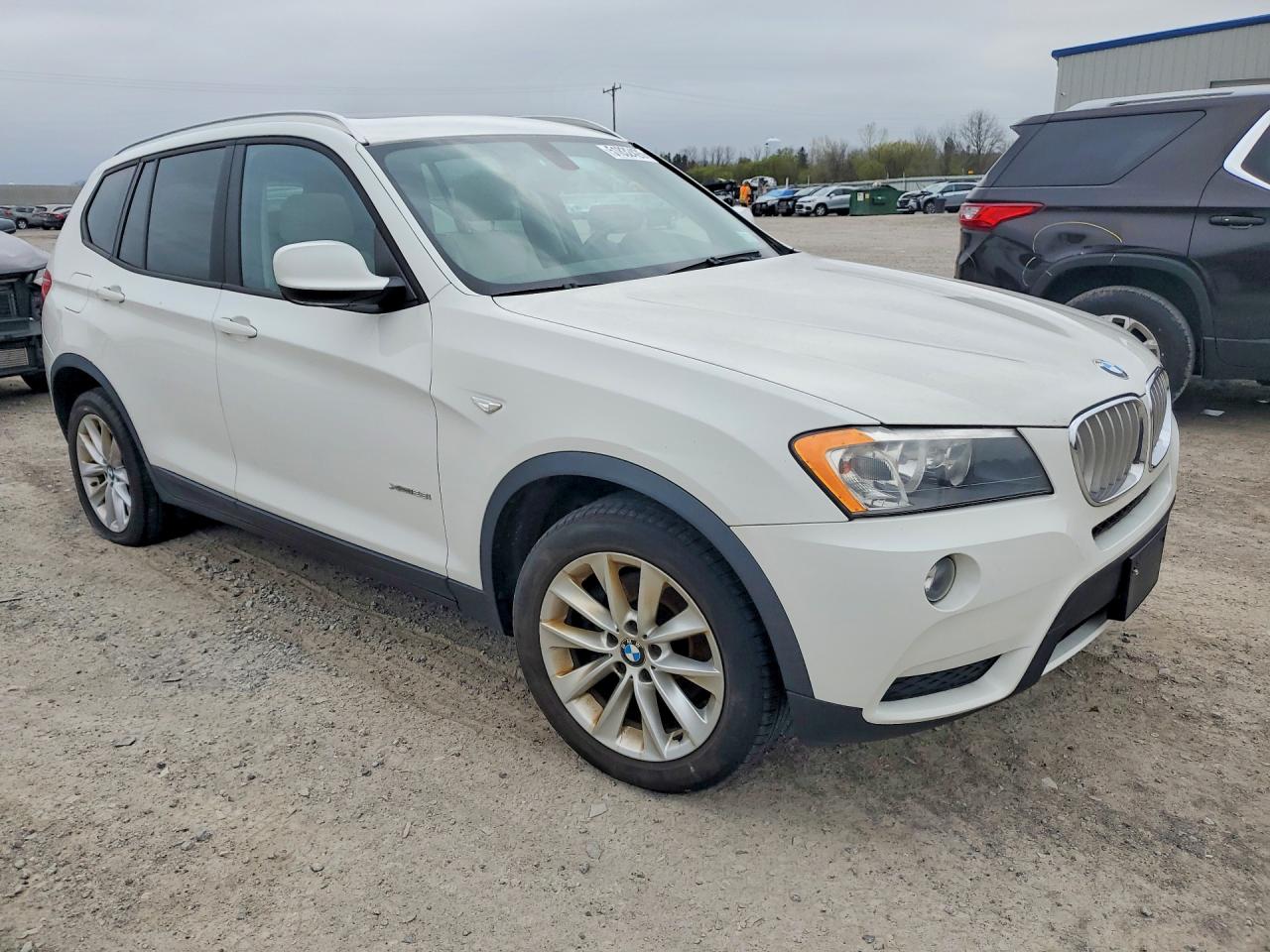 2013 Bmw X3 Xdrive28i White vin: 5UXWX9C53D0A29582