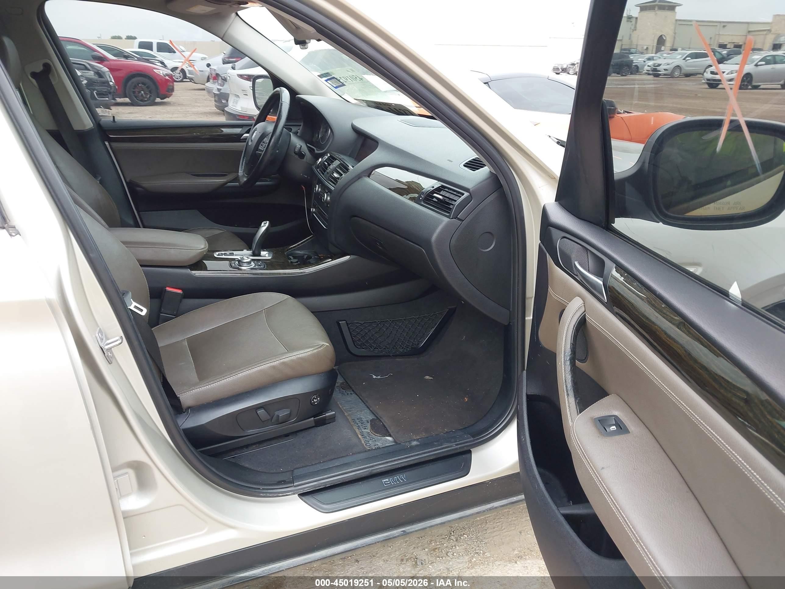 2014 Bmw X3 Xdrive28i Серебряный vin: 5UXWX9C53E0D10136