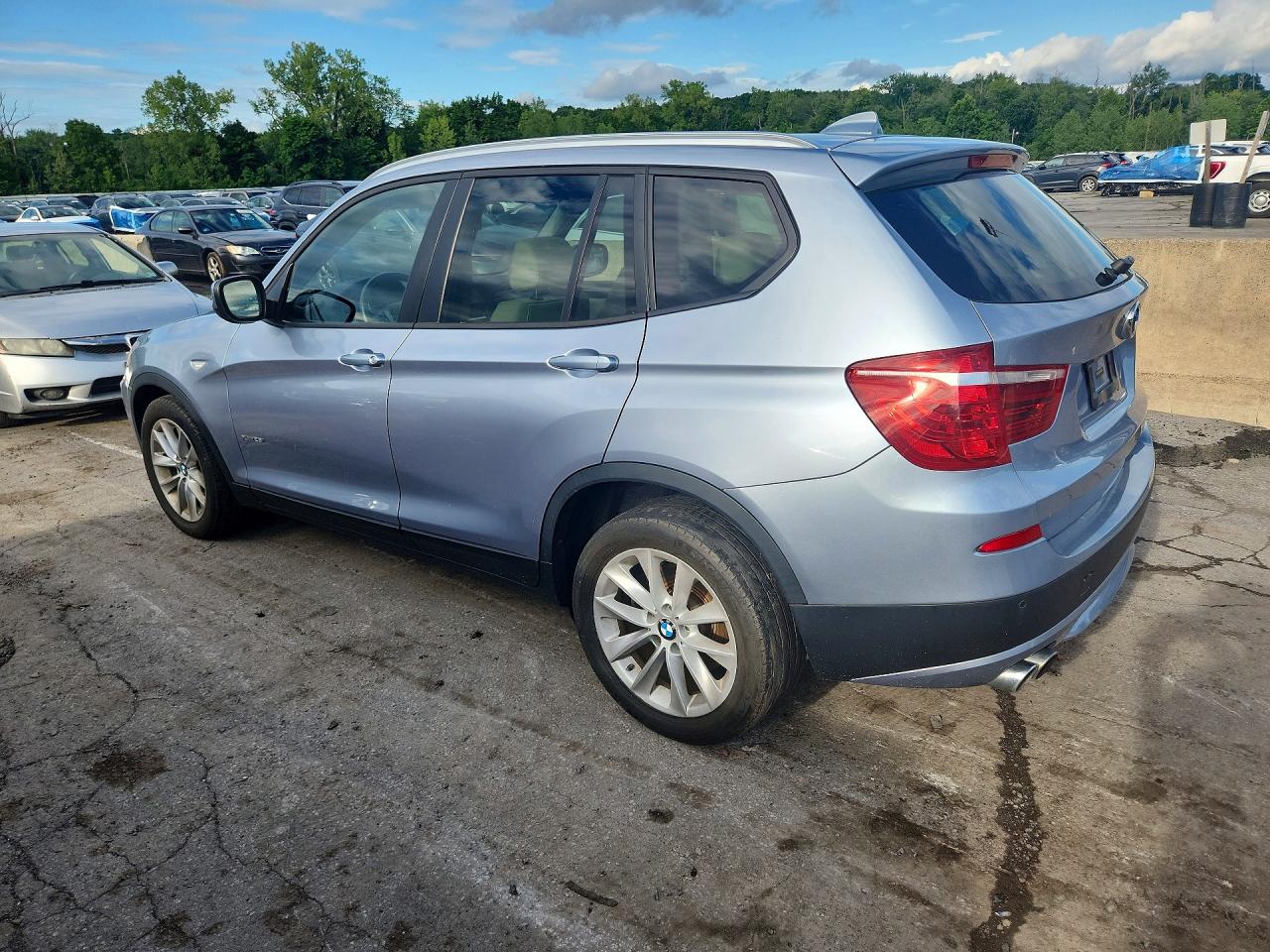 2014 Bmw X3 Xdrive28i Синий vin: 5UXWX9C53E0D17538