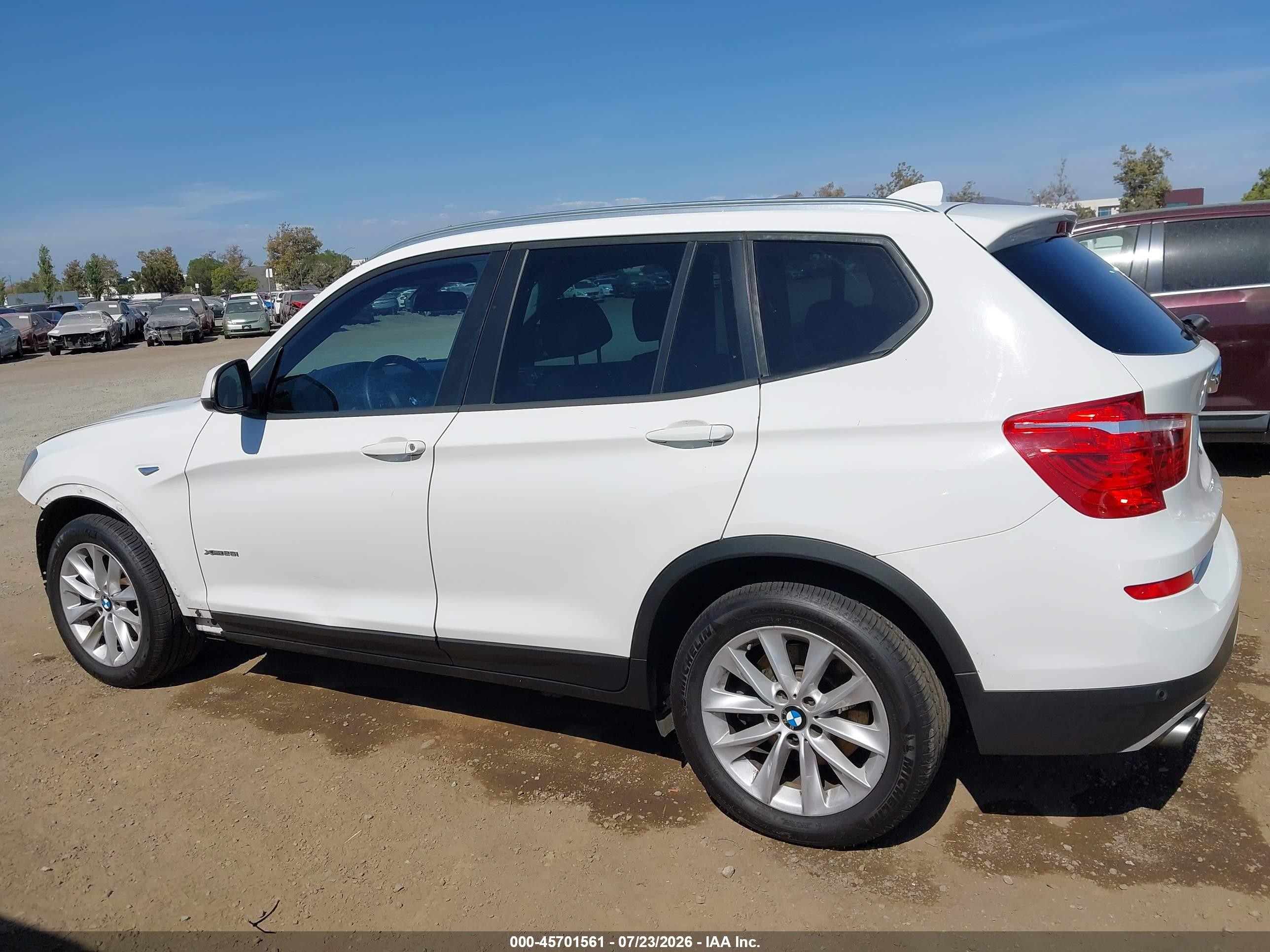 2015 Bmw X3 Xdrive28i White vin: 5UXWX9C53F0D61394