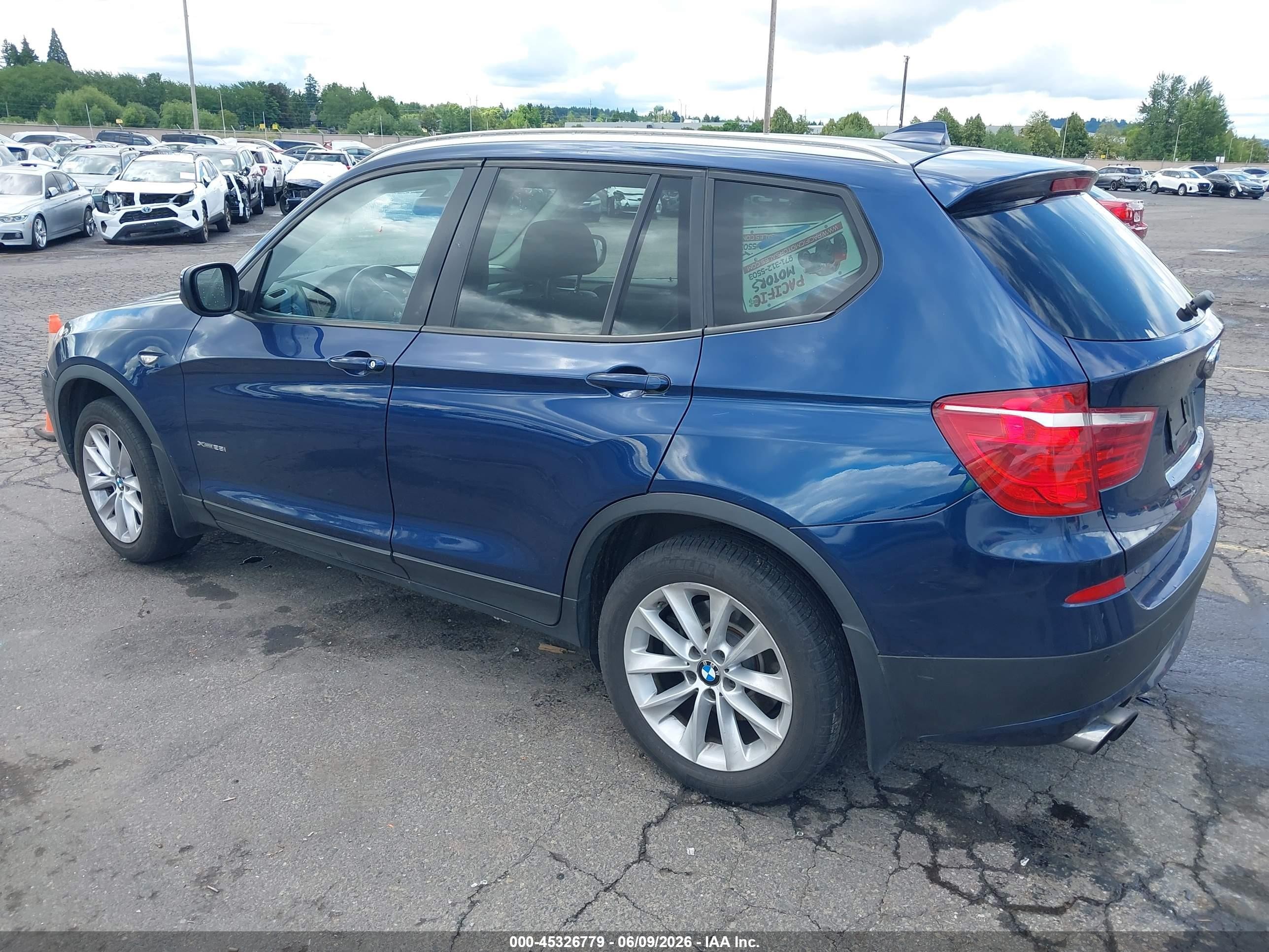 2013 Bmw X3 Xdrive28i Blue vin: 5UXWX9C54D0A10359