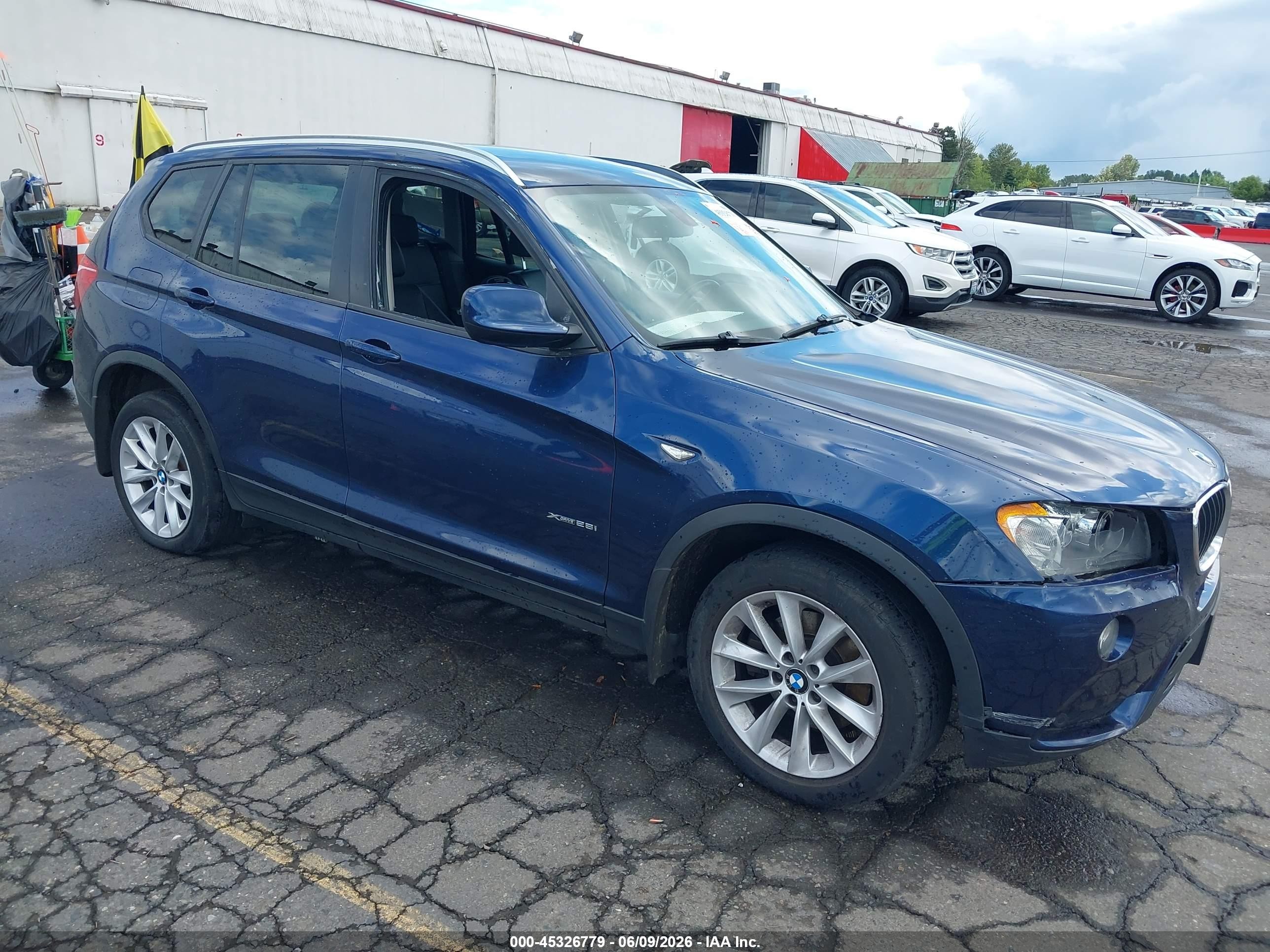 2013 Bmw X3 Xdrive28i Blue vin: 5UXWX9C54D0A10359