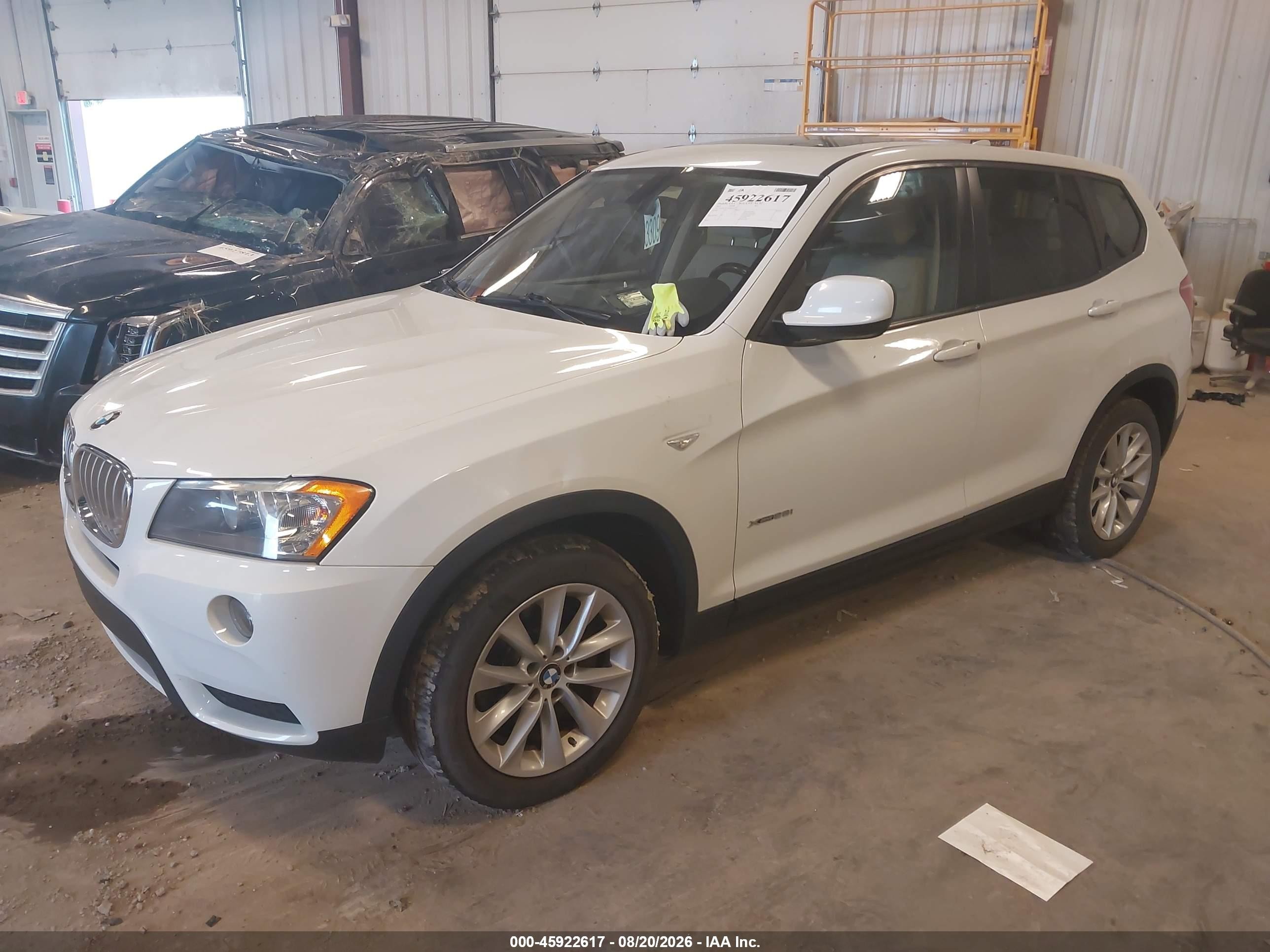 2013 Bmw X3 Xdrive28i White vin: 5UXWX9C54D0A15206