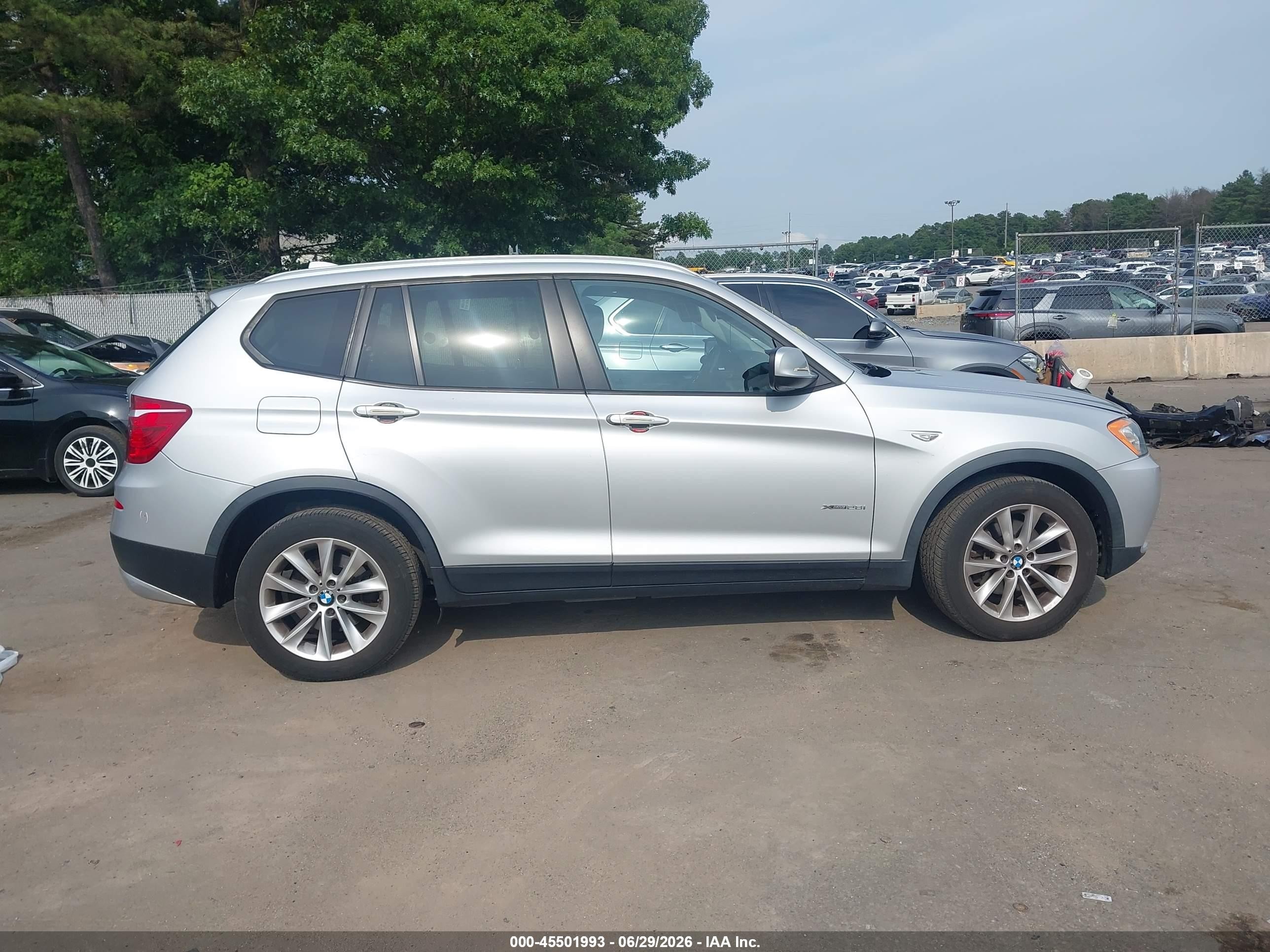 2013 Bmw X3 Xdrive28i Silver vin: 5UXWX9C54D0A16839