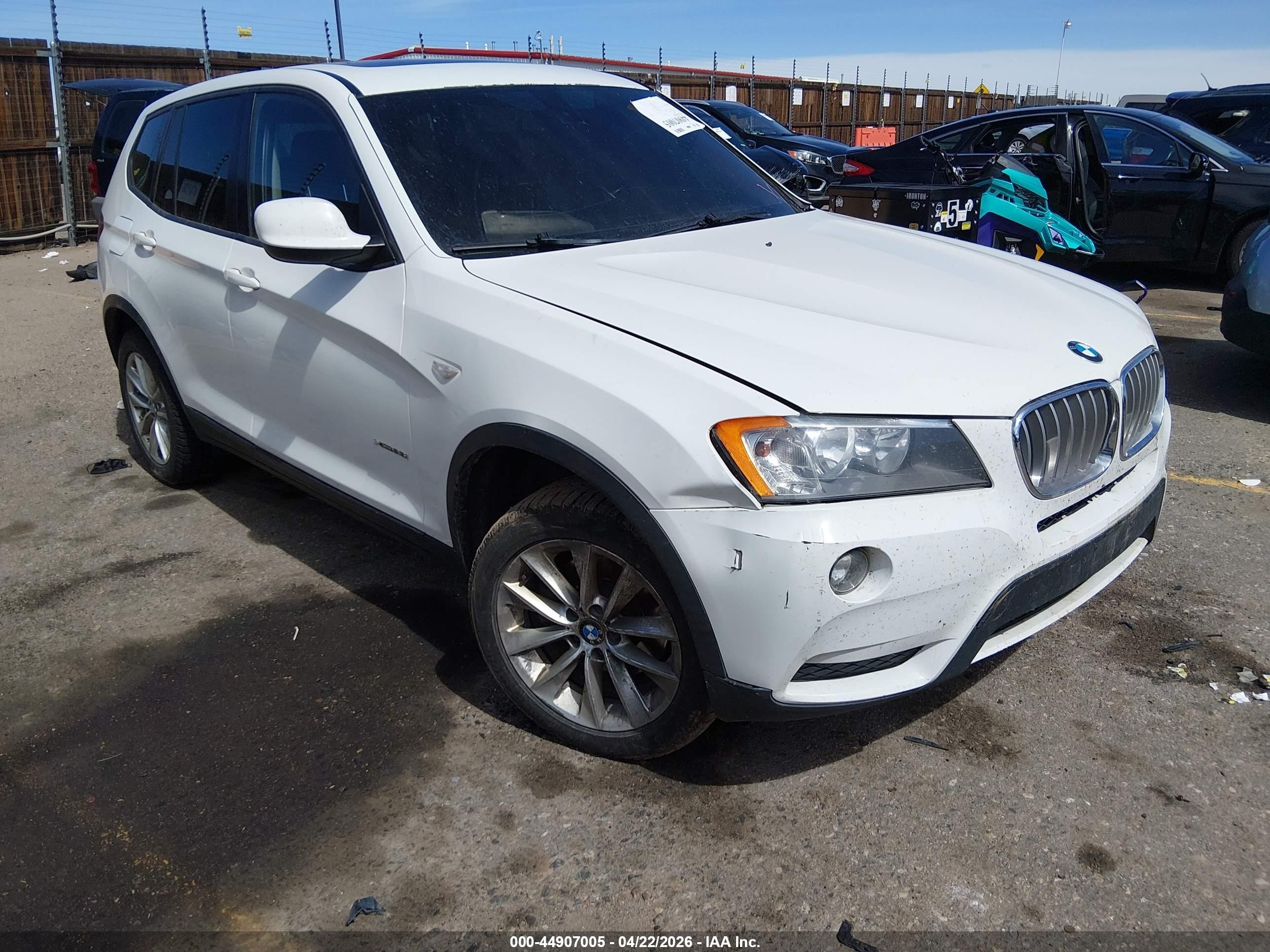 2013 Bmw X3 Xdrive28i White vin: 5UXWX9C54D0A21393