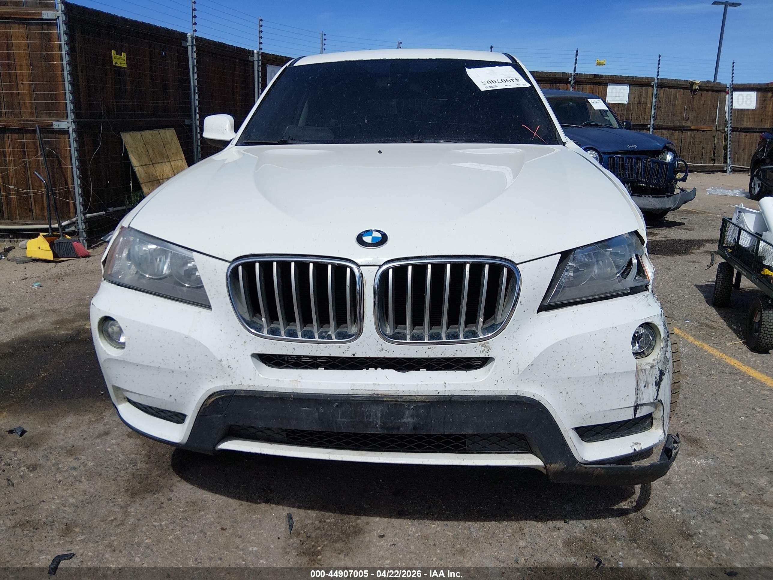 2013 Bmw X3 Xdrive28i White vin: 5UXWX9C54D0A21393