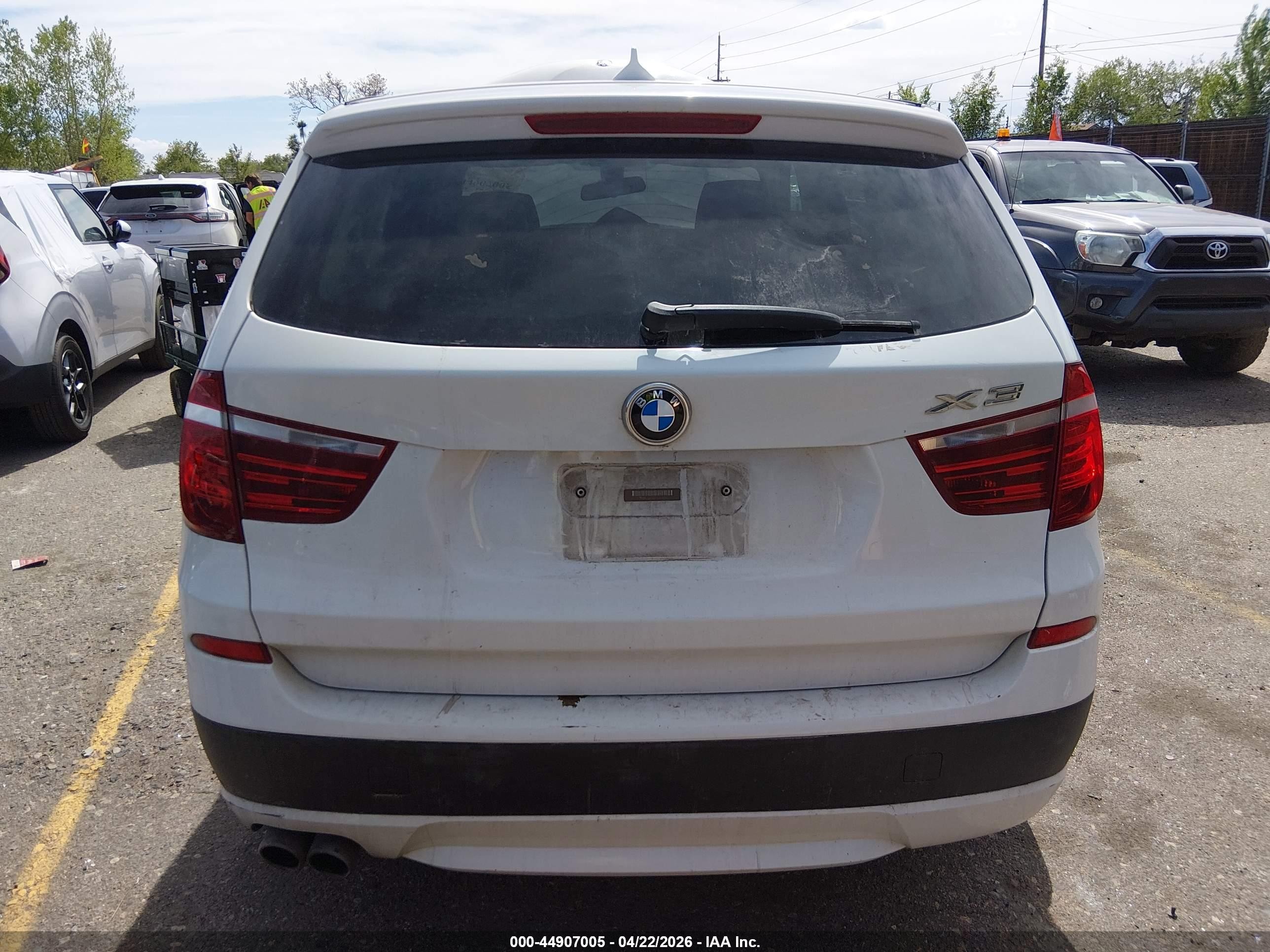2013 Bmw X3 Xdrive28i White vin: 5UXWX9C54D0A21393