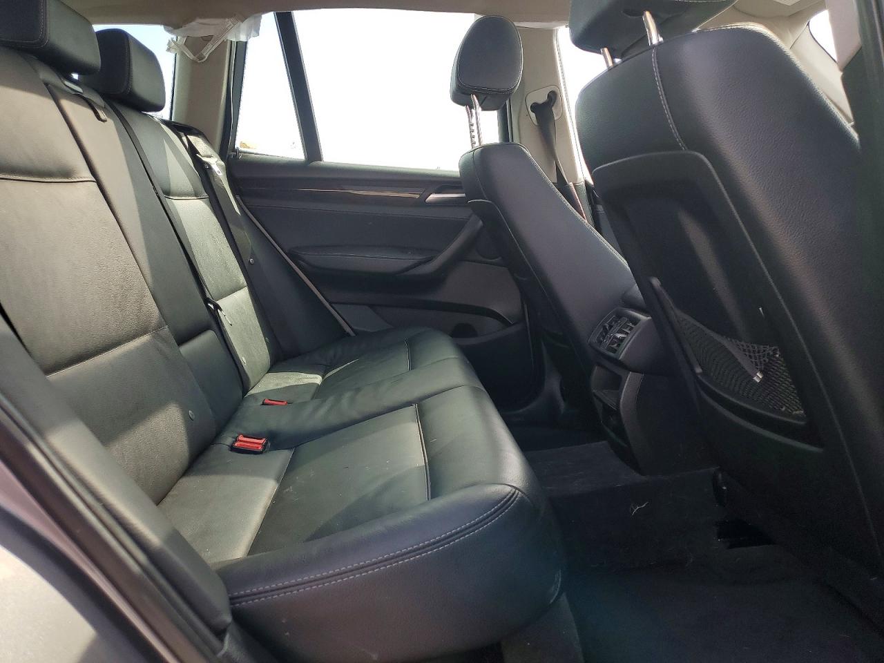 2013 Bmw X3 Xdrive28i Silver vin: 5UXWX9C54D0A28182