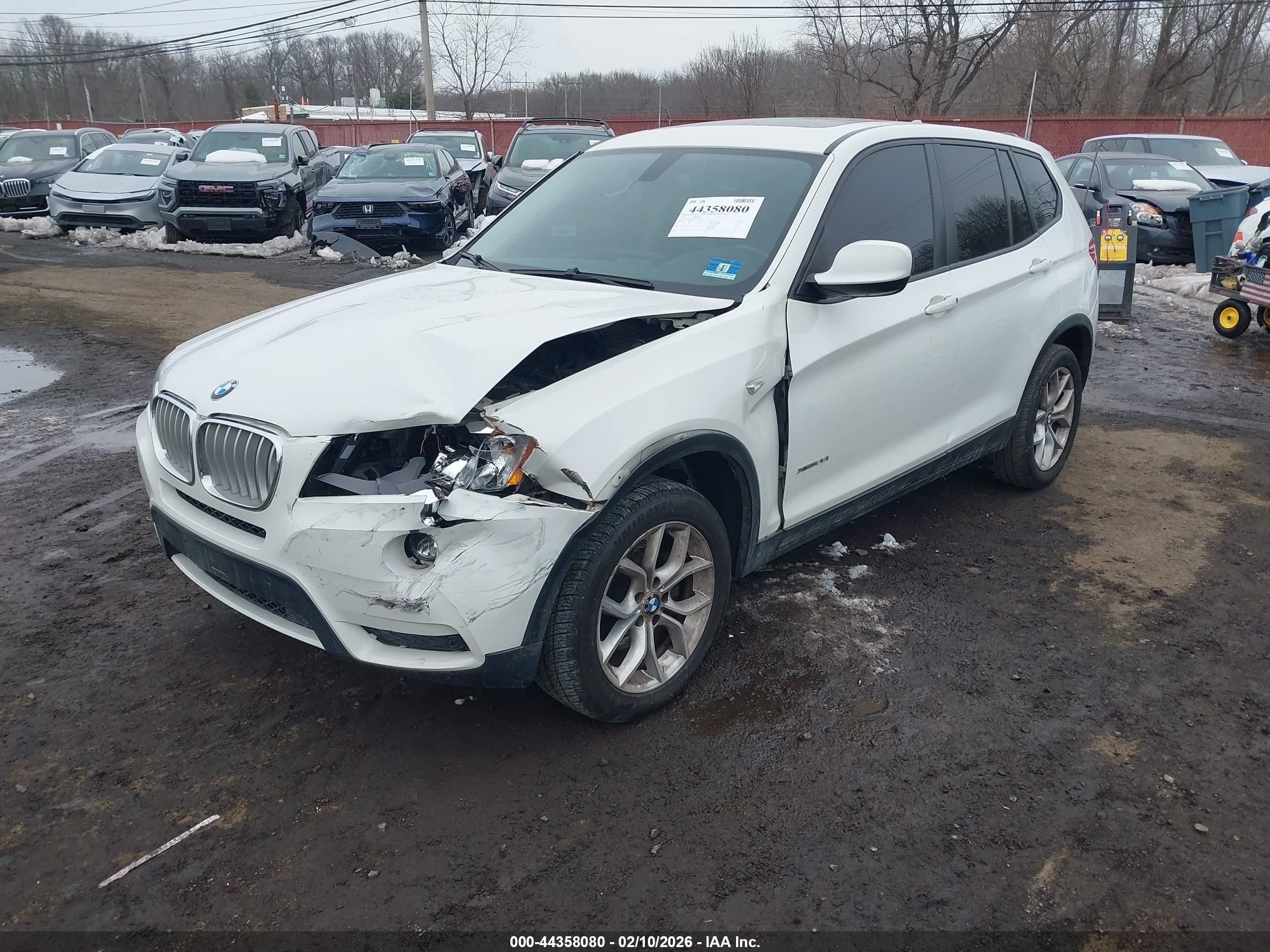 2013 Bmw X3 Xdrive28i White vin: 5UXWX9C54D0A31907