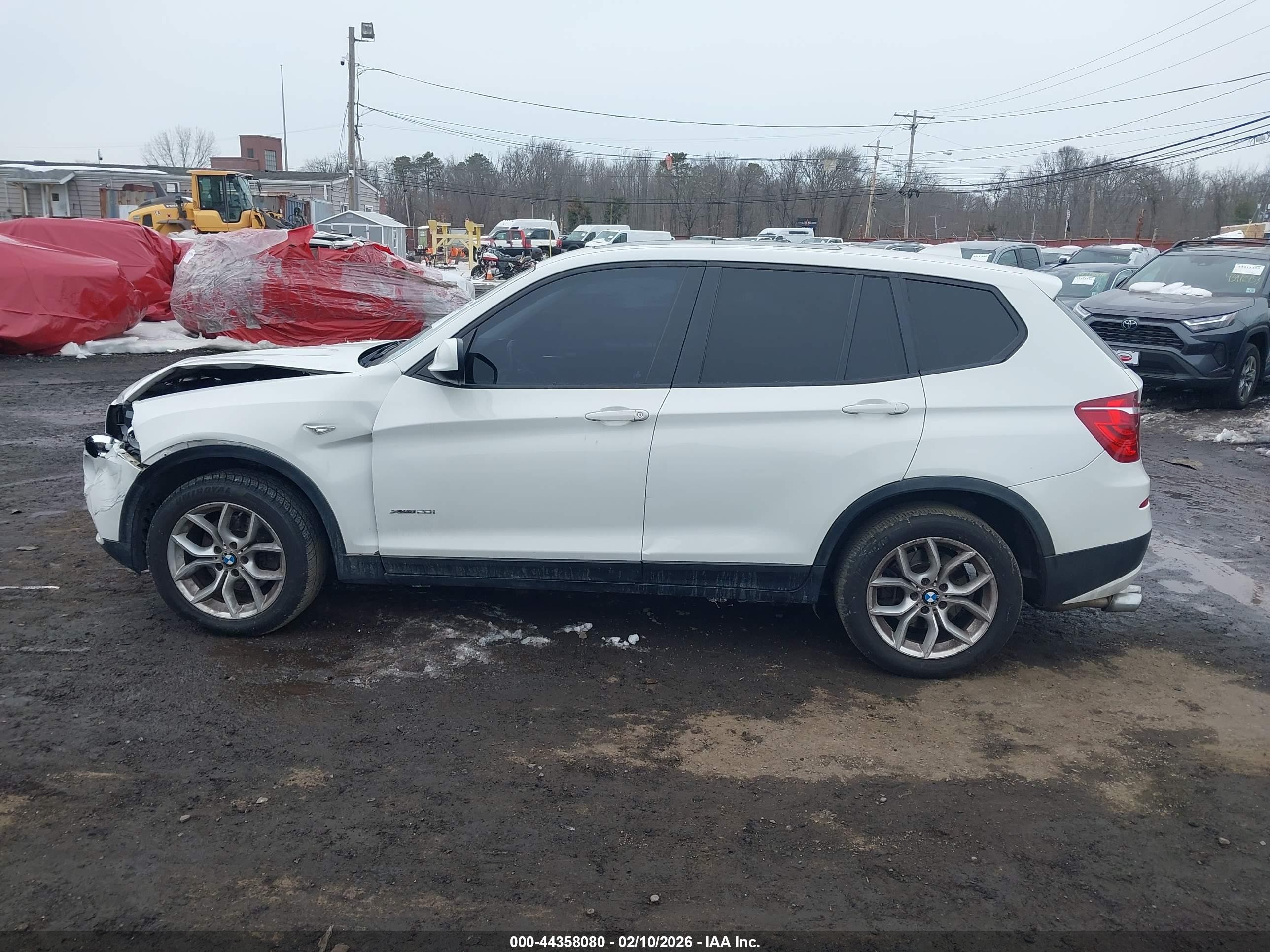 2013 Bmw X3 Xdrive28i White vin: 5UXWX9C54D0A31907