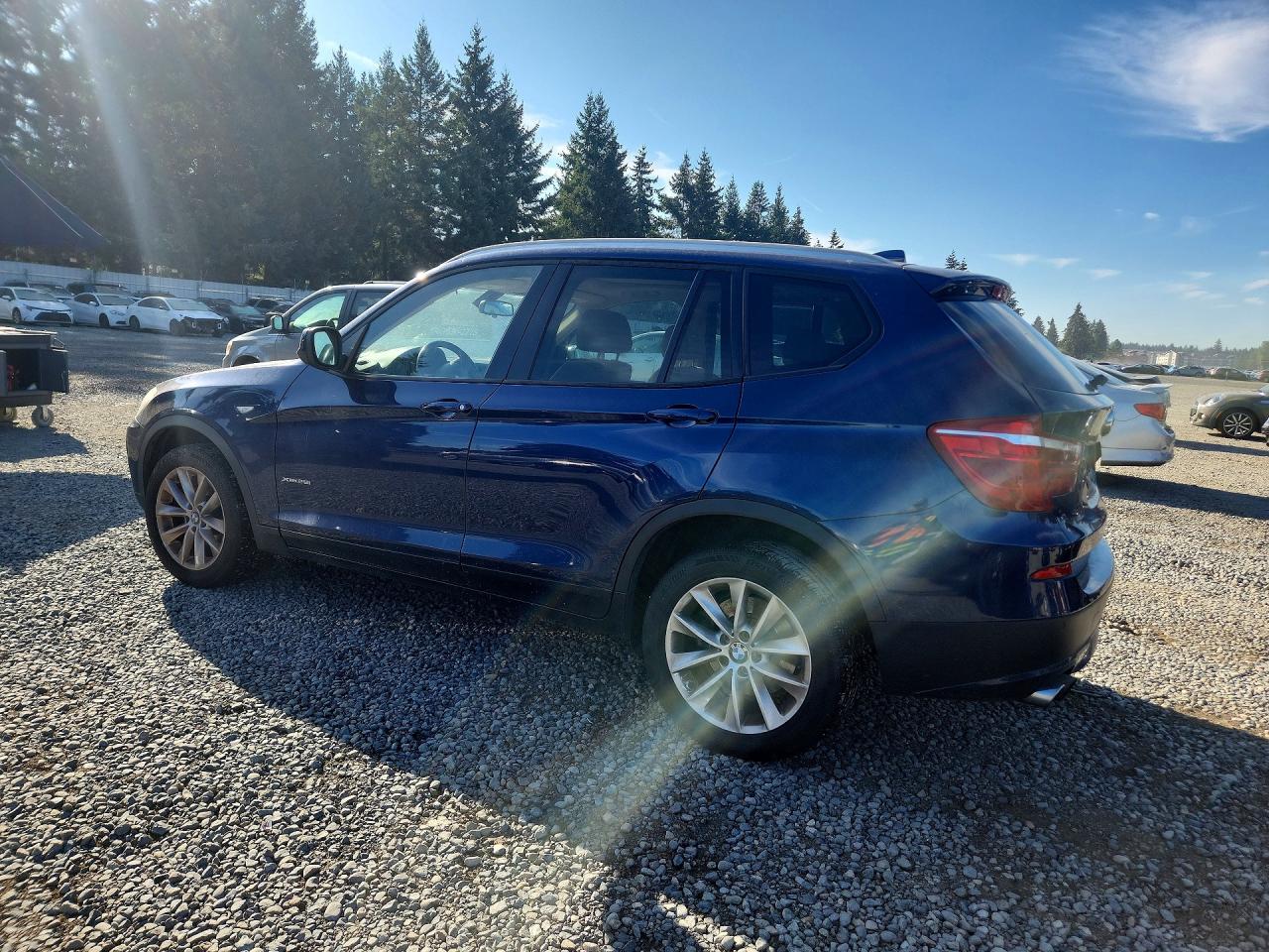 2014 Bmw X3 Xdrive28i Blue vin: 5UXWX9C54E0D13448