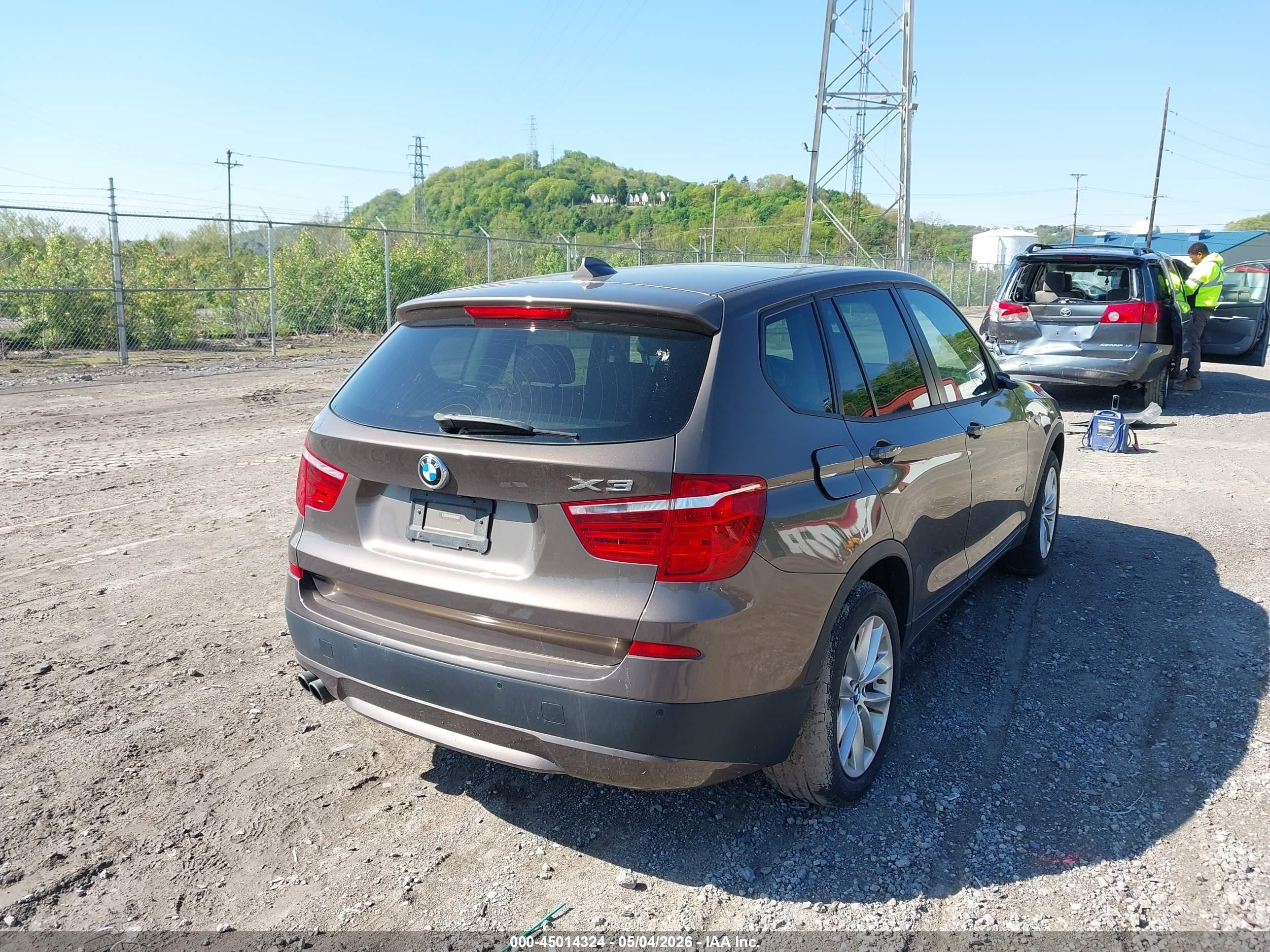 2014 Bmw X3 Xdrive28i Brown vin: 5UXWX9C54E0D21372