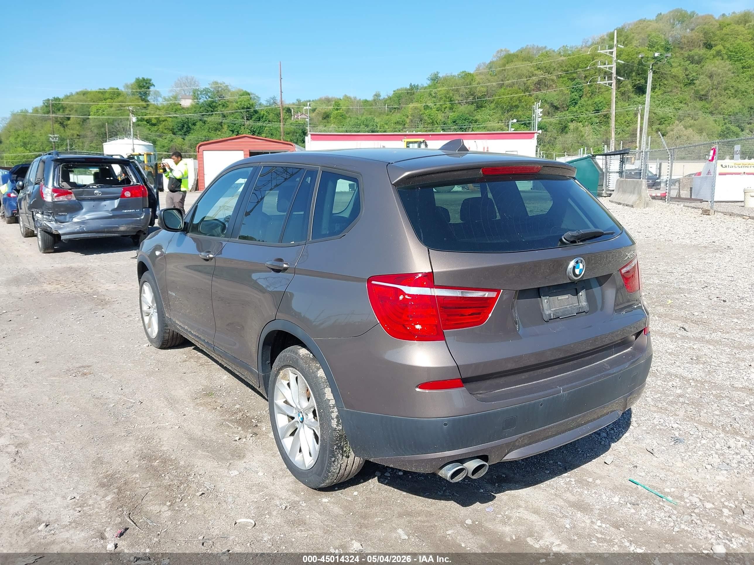 2014 Bmw X3 Xdrive28i Brown vin: 5UXWX9C54E0D21372