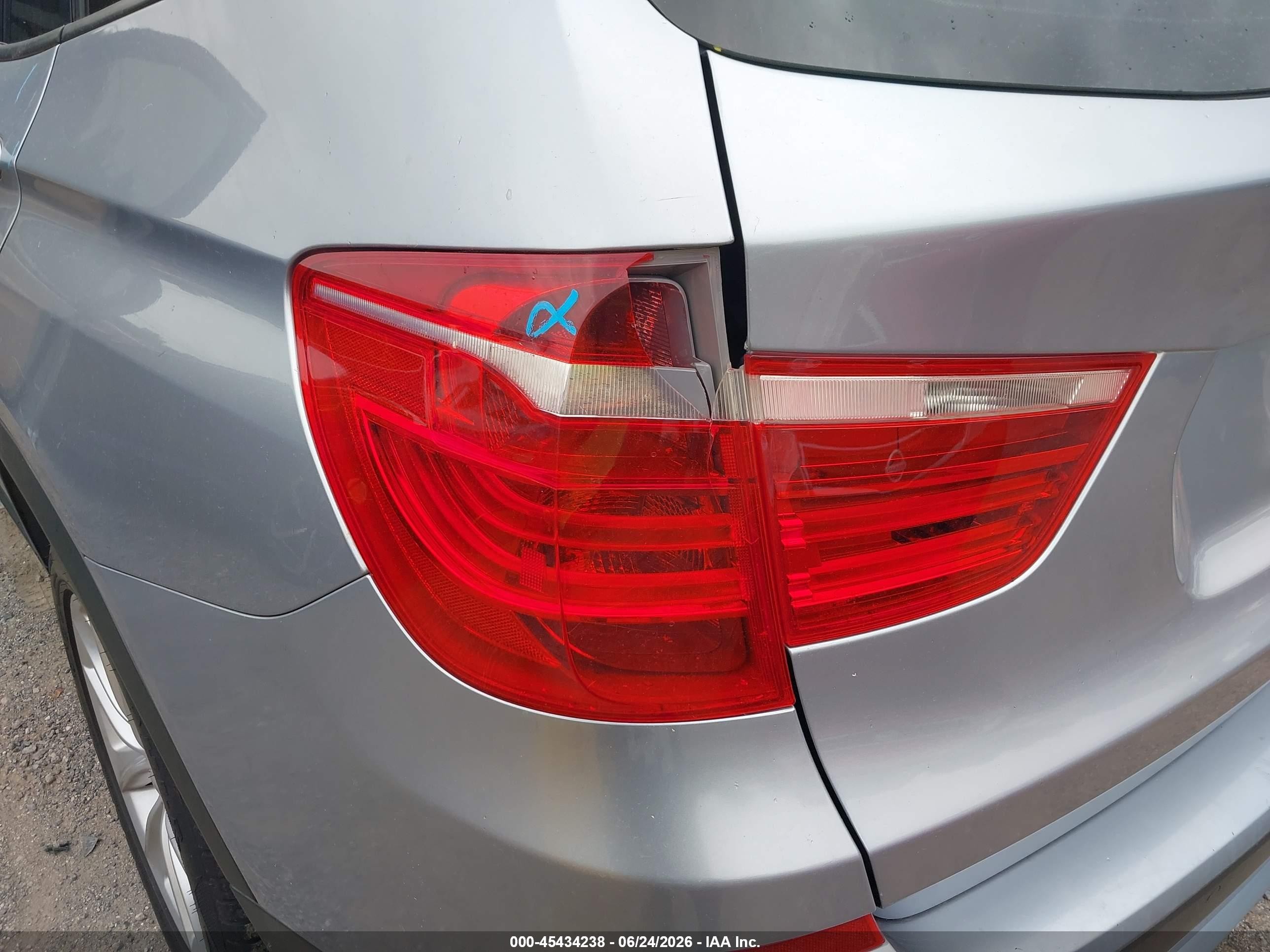 2014 Bmw X3 Xdrive28i Teal vin: 5UXWX9C54E0D24384