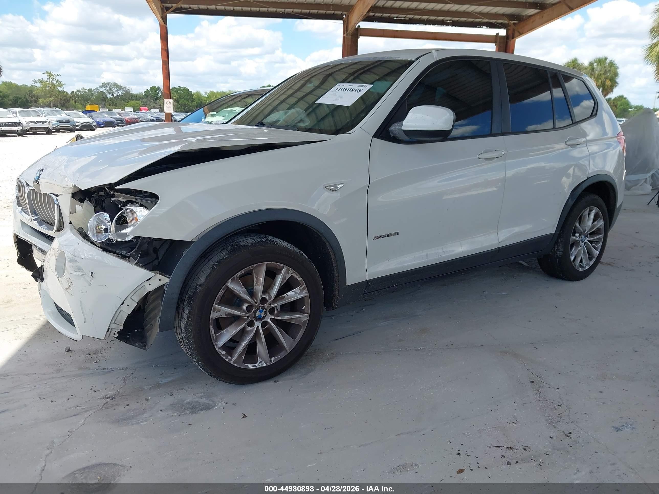 2014 Bmw X3 Xdrive28i White vin: 5UXWX9C54E0D33408