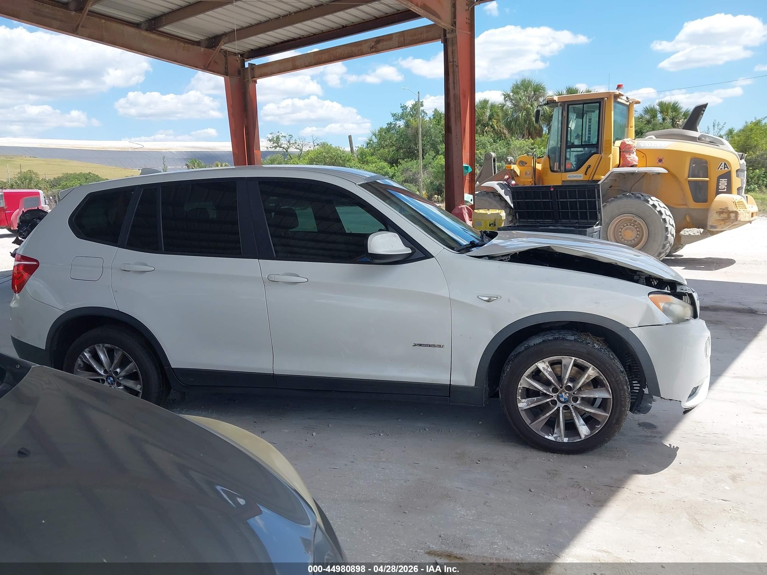 2014 Bmw X3 Xdrive28i White vin: 5UXWX9C54E0D33408