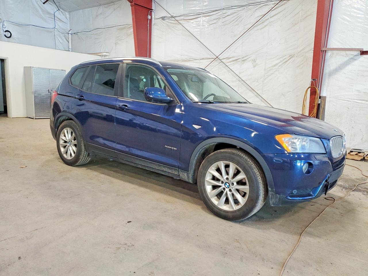 2014 Bmw X3 Xdrive28i Blue vin: 5UXWX9C54E0D42674