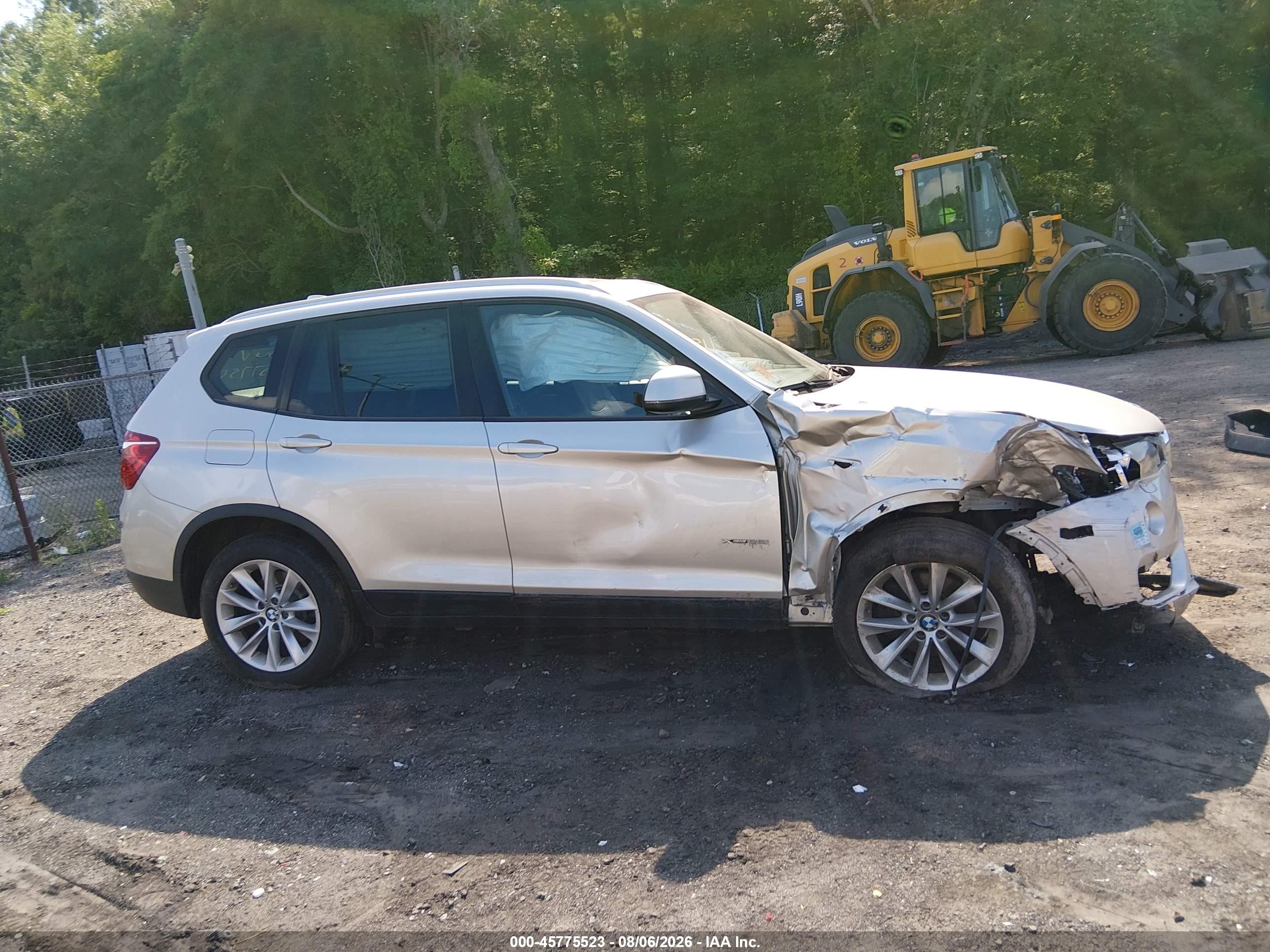 2015 Bmw X3 Xdrive28i Silver vin: 5UXWX9C54F0D44233