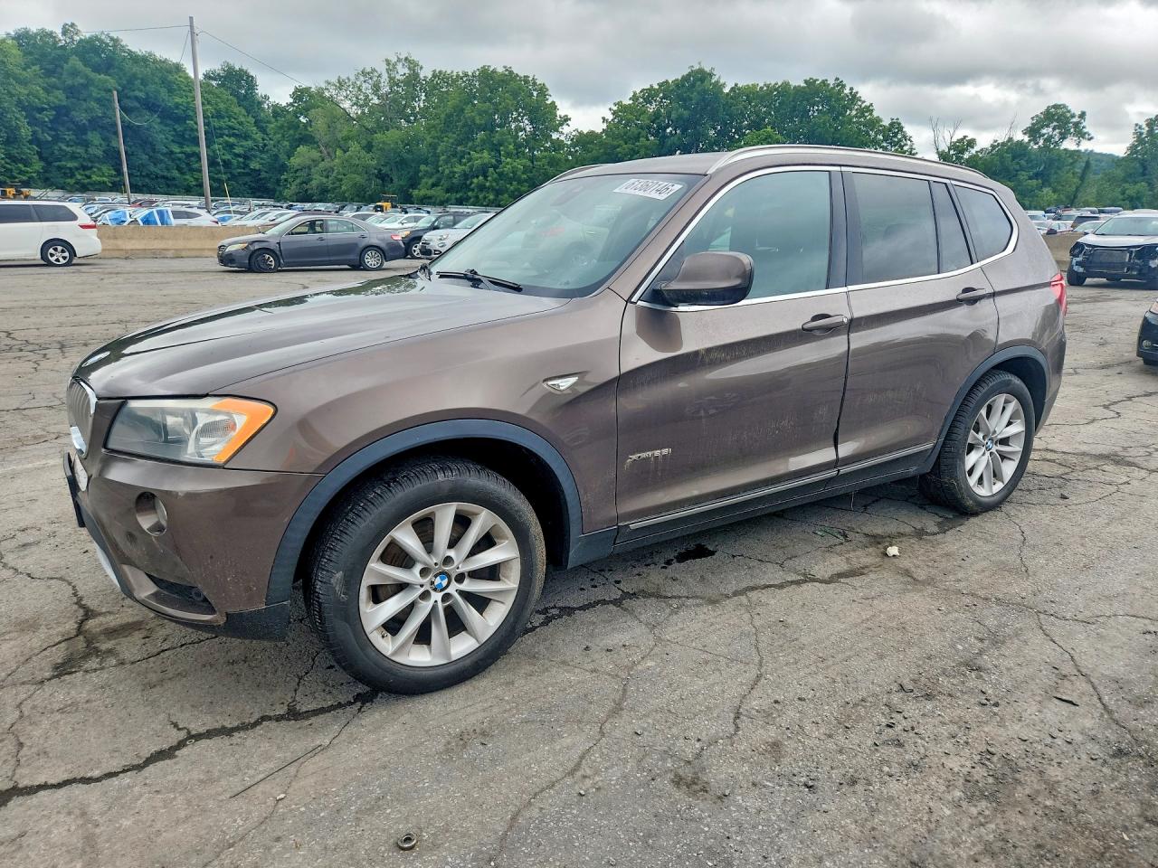 2013 Bmw X3 Xdrive28i Brown vin: 5UXWX9C55D0A17188