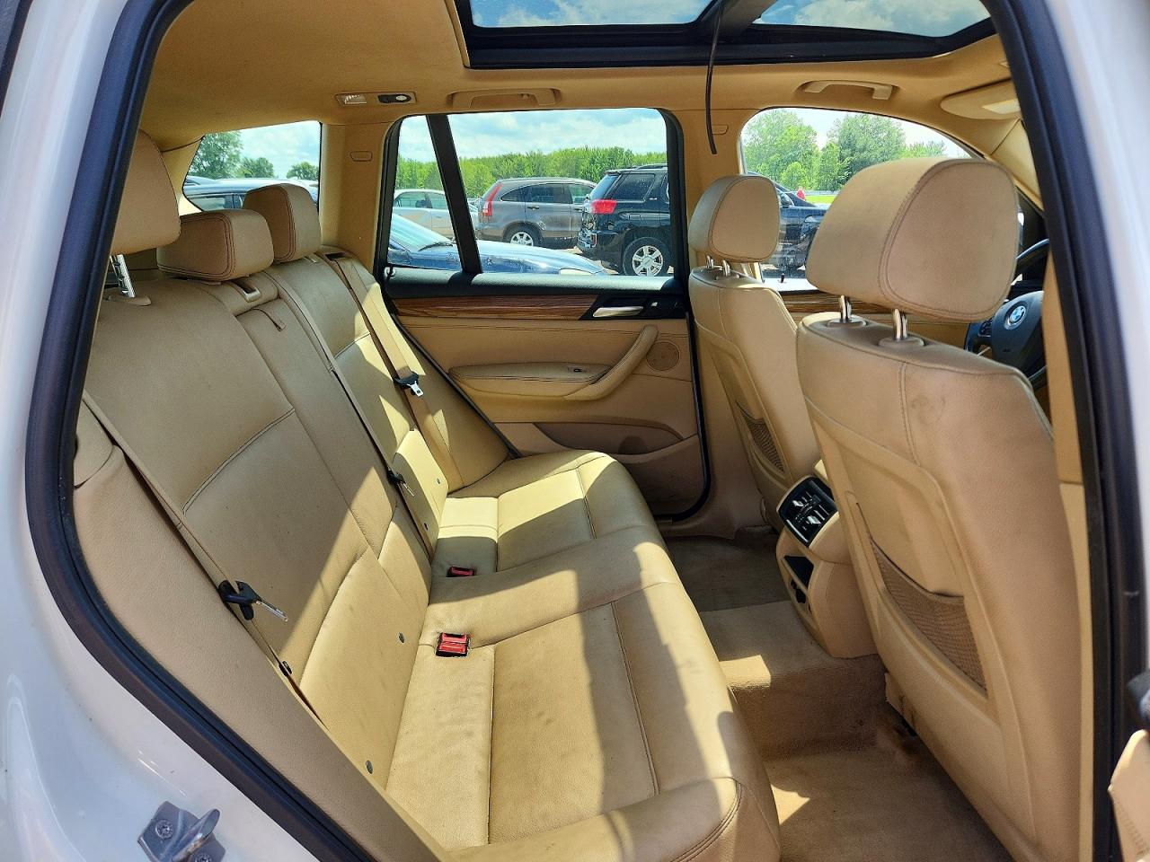 2014 Bmw X3 Xdrive28i Белый vin: 5UXWX9C55E0D15449