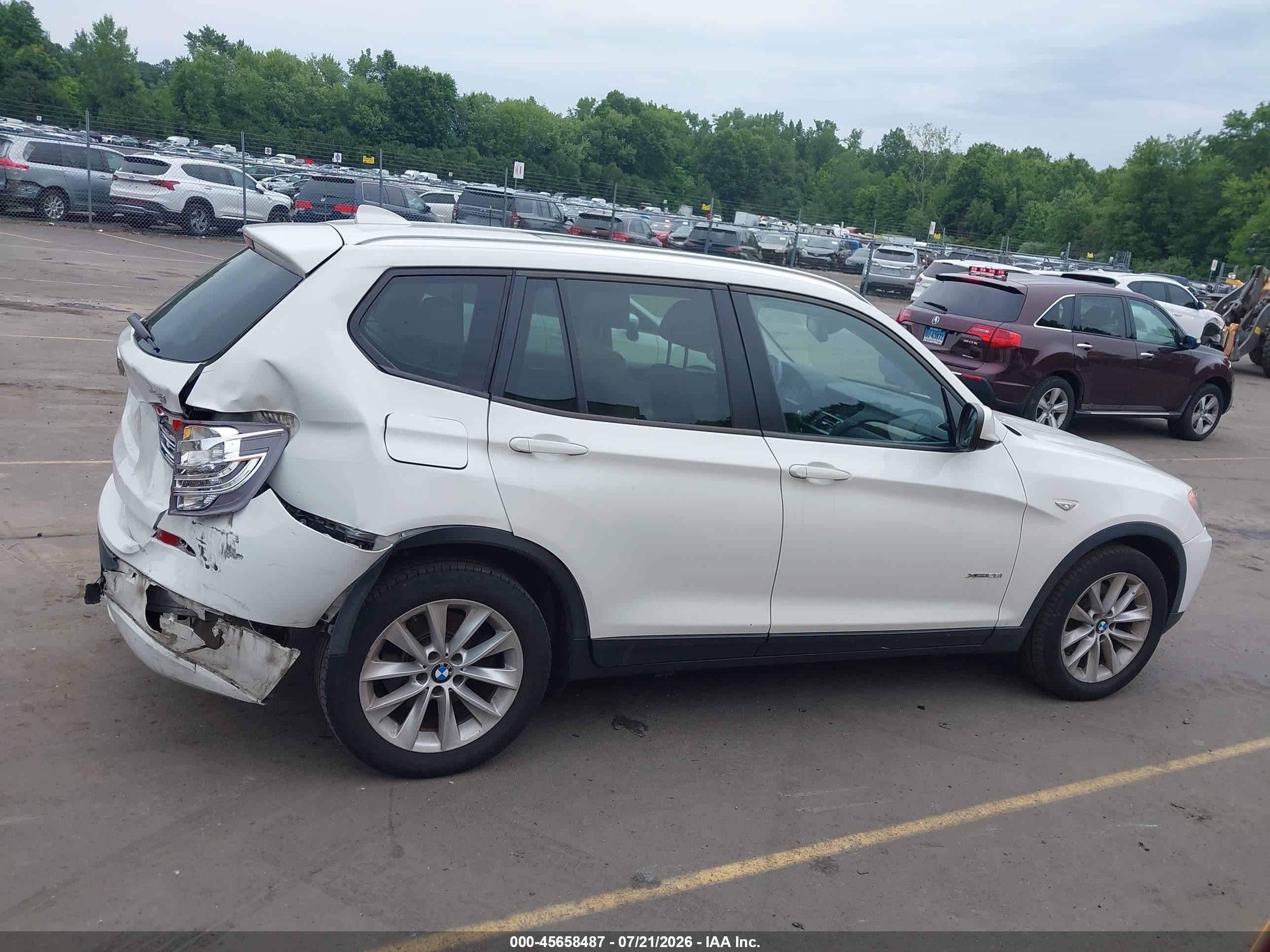 2014 Bmw X3 Xdrive28i White vin: 5UXWX9C55E0D19646