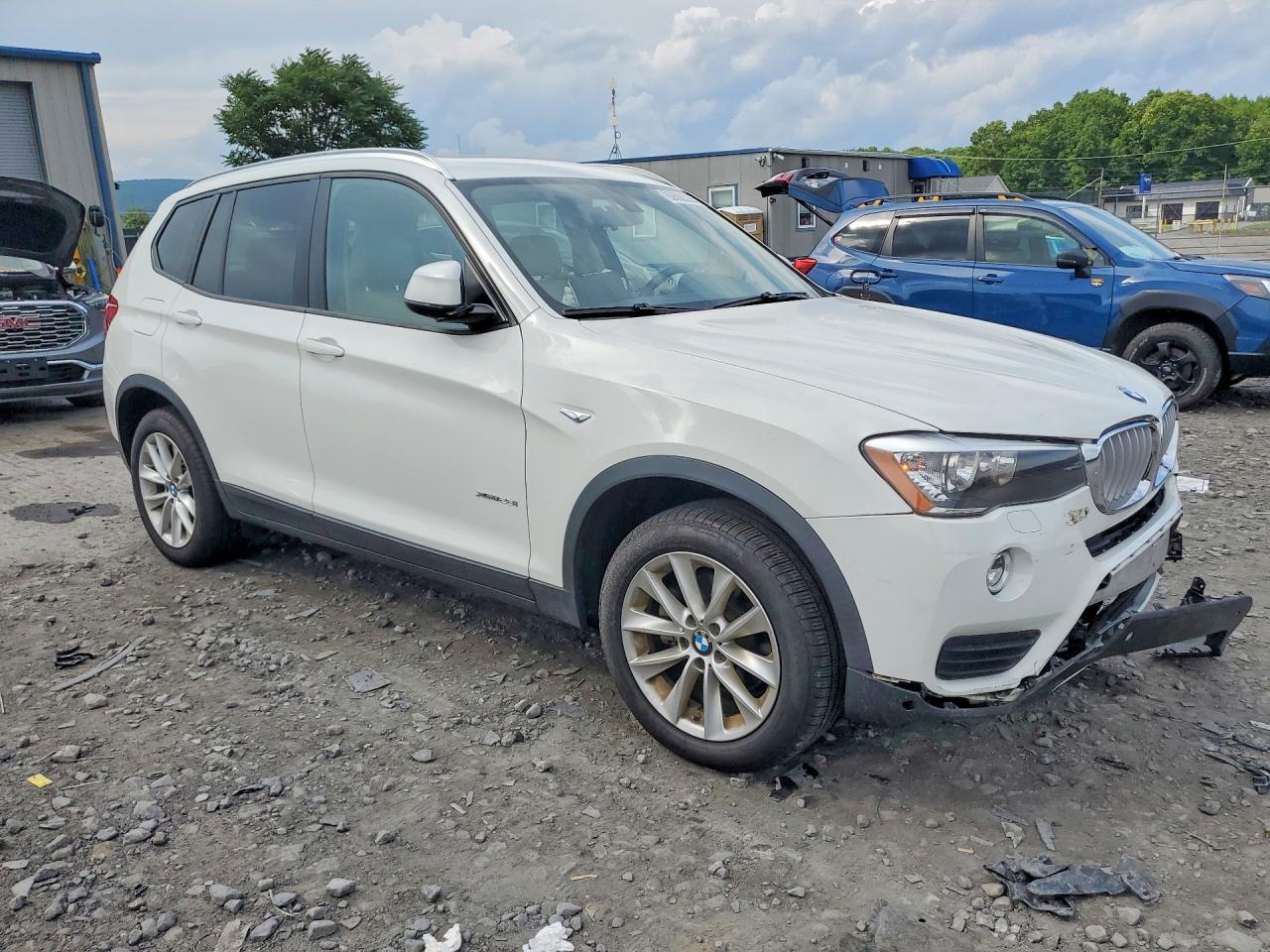 2015 Bmw X3 Xdrive28i Белый vin: 5UXWX9C55F0D53295