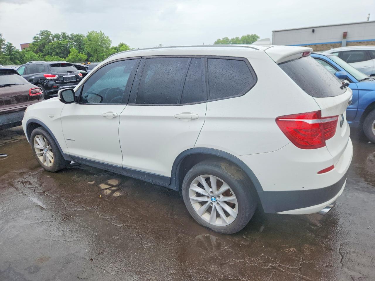 2013 Bmw X3 Xdrive28i White vin: 5UXWX9C56D0A08791