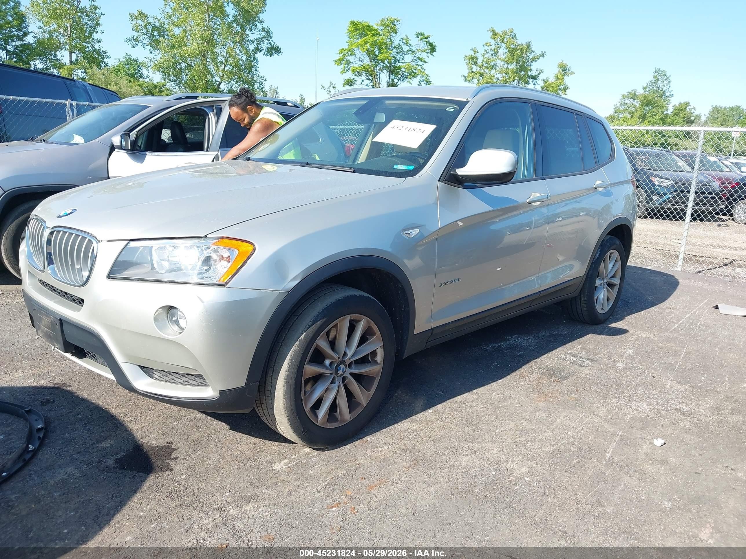 2013 Bmw X3 Xdrive28i Silver vin: 5UXWX9C56D0D02868