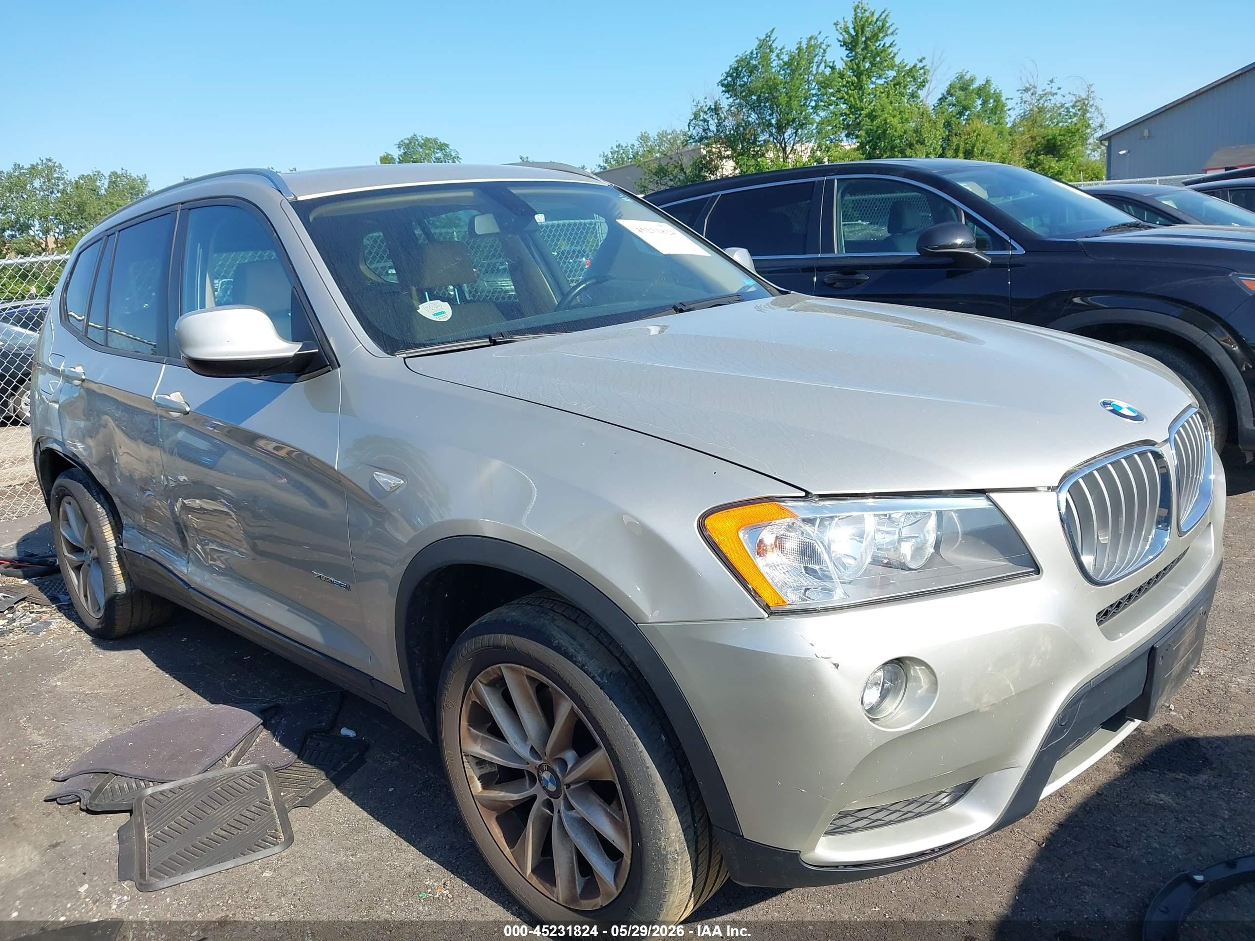 2013 Bmw X3 Xdrive28i Silver vin: 5UXWX9C56D0D02868